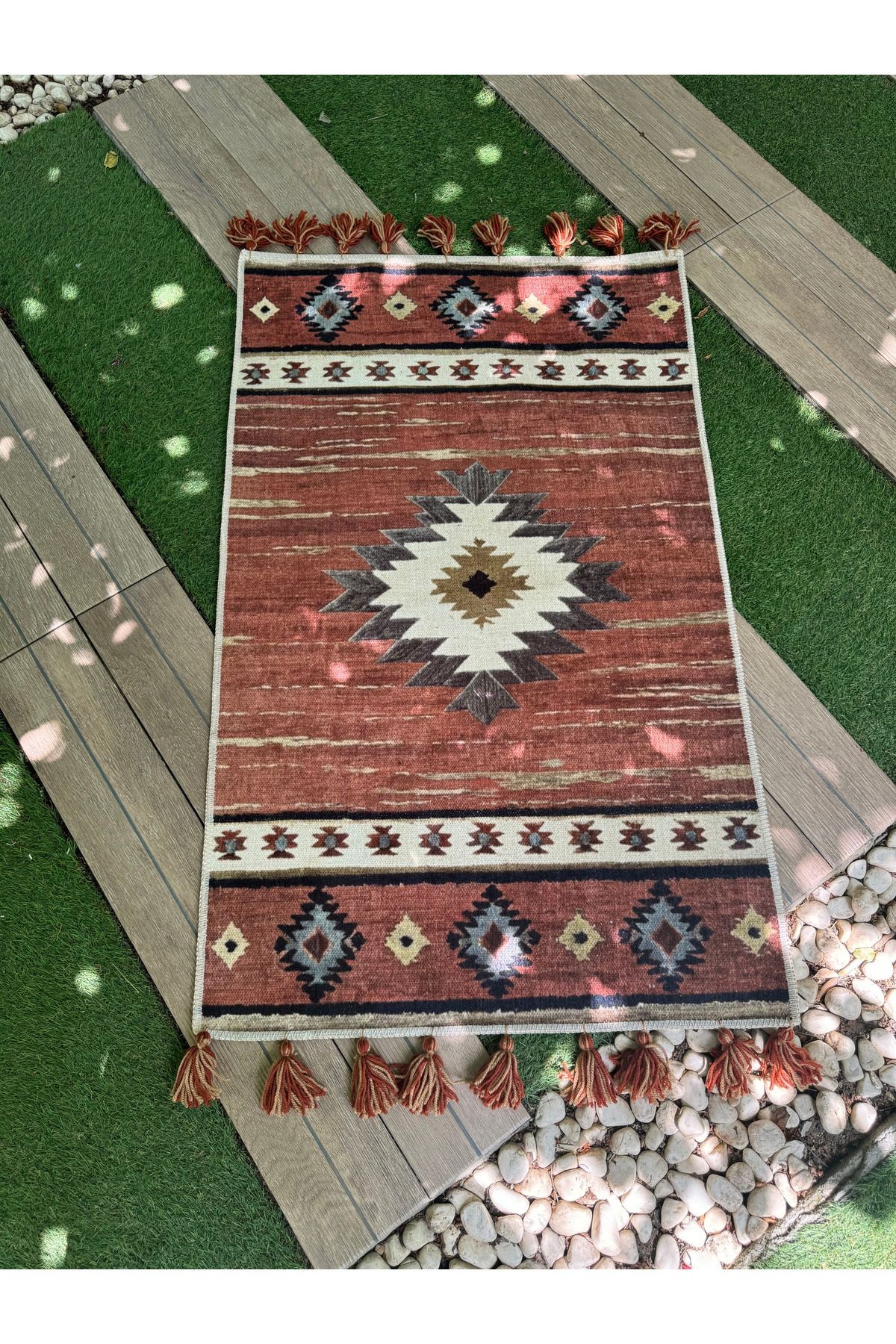 Kiremit Renkli Antik Tasarım Serisi Desenli Vintage Dekoratif Halı 01