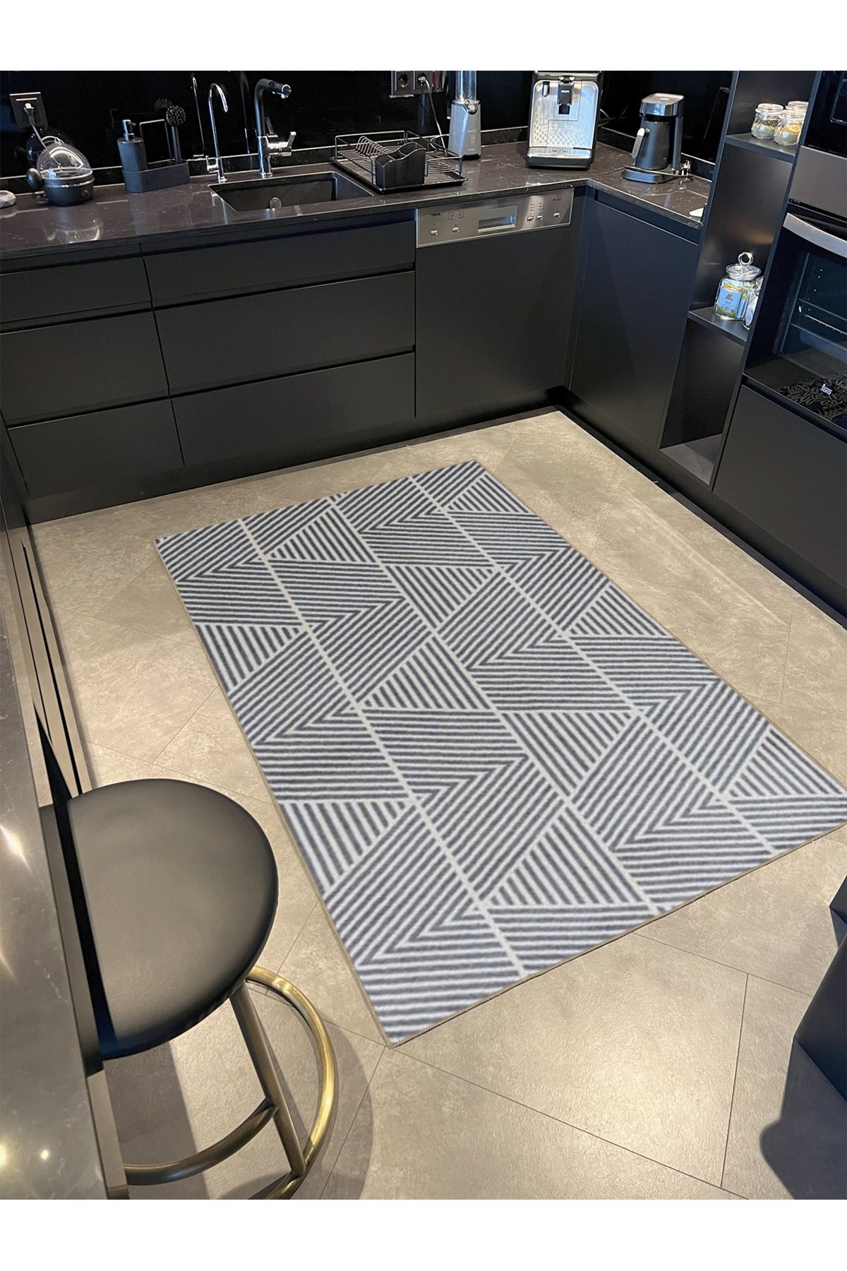 Gri Renkli ve Zigzak Desenli Dokuma Taban Halı 3798