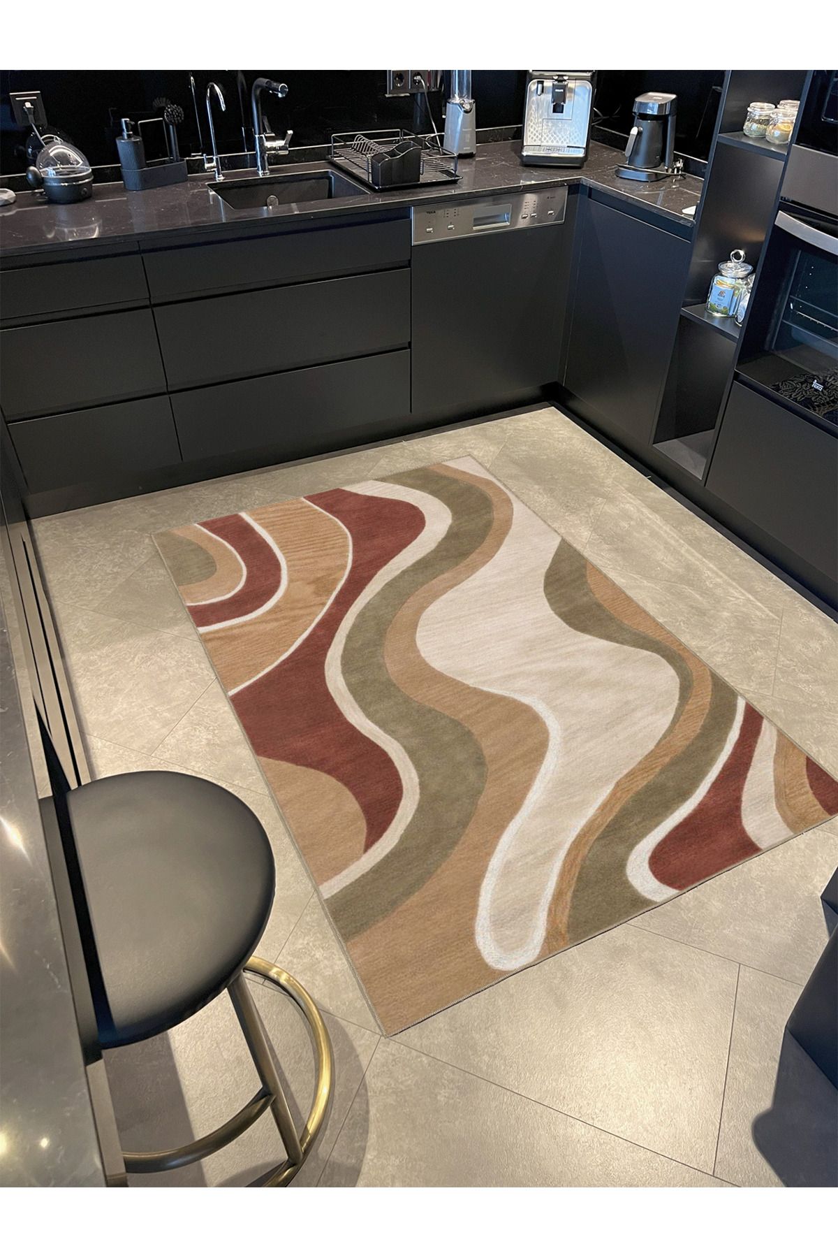 Dalgalı Kahverengi Tonlarda Desenli Dokuma Taban ve Yıkanabilir Halı miravip9378