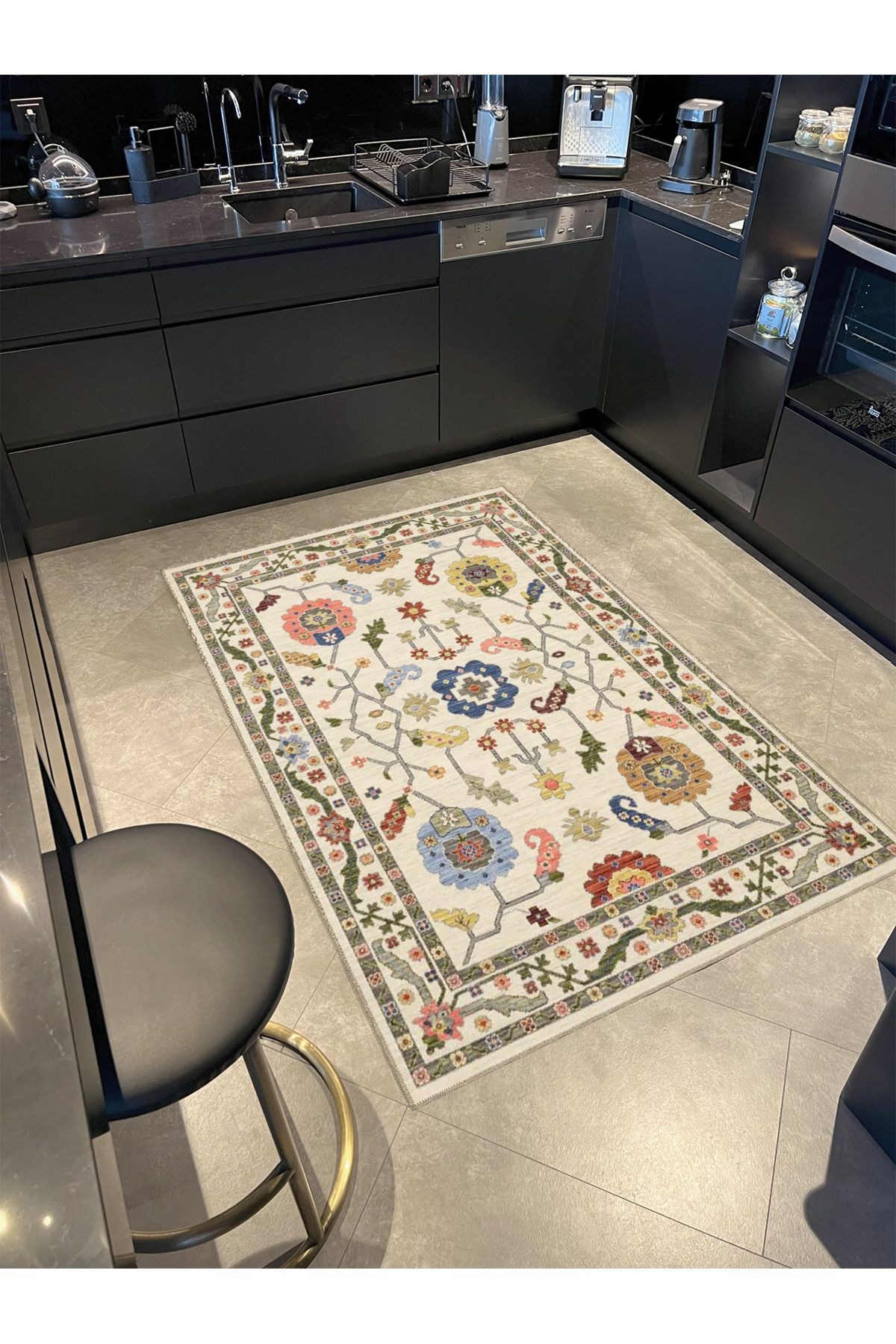 Bej Temalı Çok Renkli Motifli Etnik Çiçek Desenli Vintage Dekoratif Halı 3902