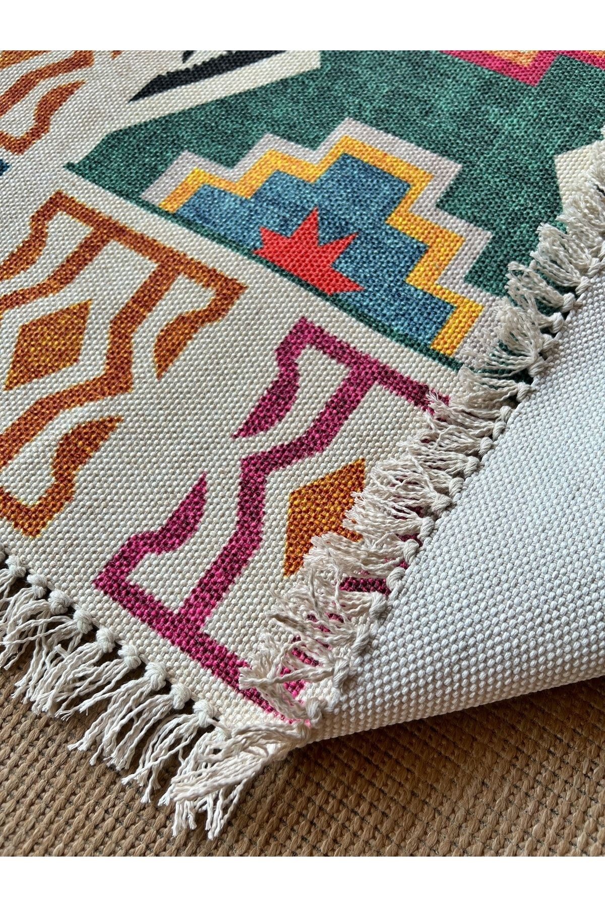 Cotton 554 Etnik Desenli Dokuma Taban Yeşil Çok Renkli Kilim