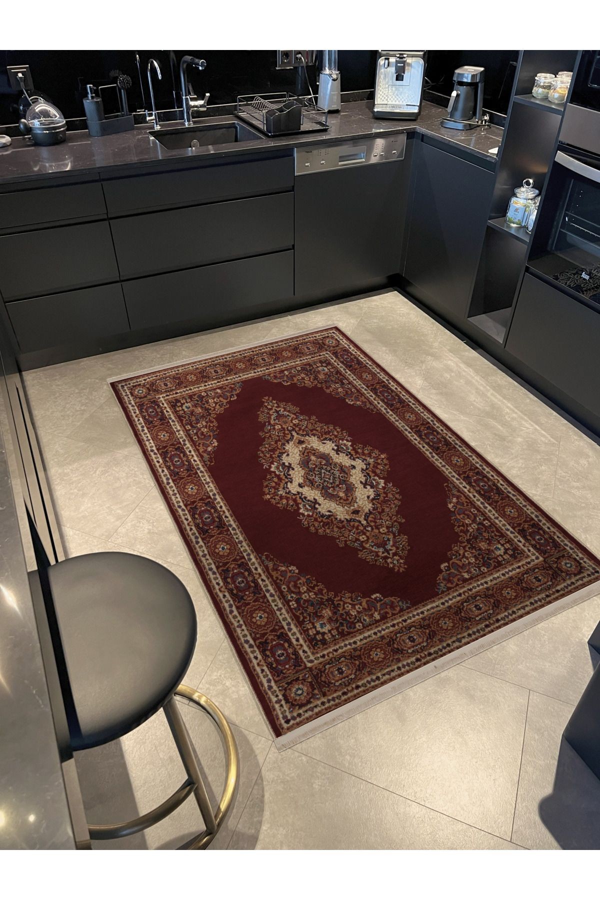 Bordo Temalı Geleneksel Motif Etnik Desenli Saçaklı Vintage Dekoratif Halı 3051