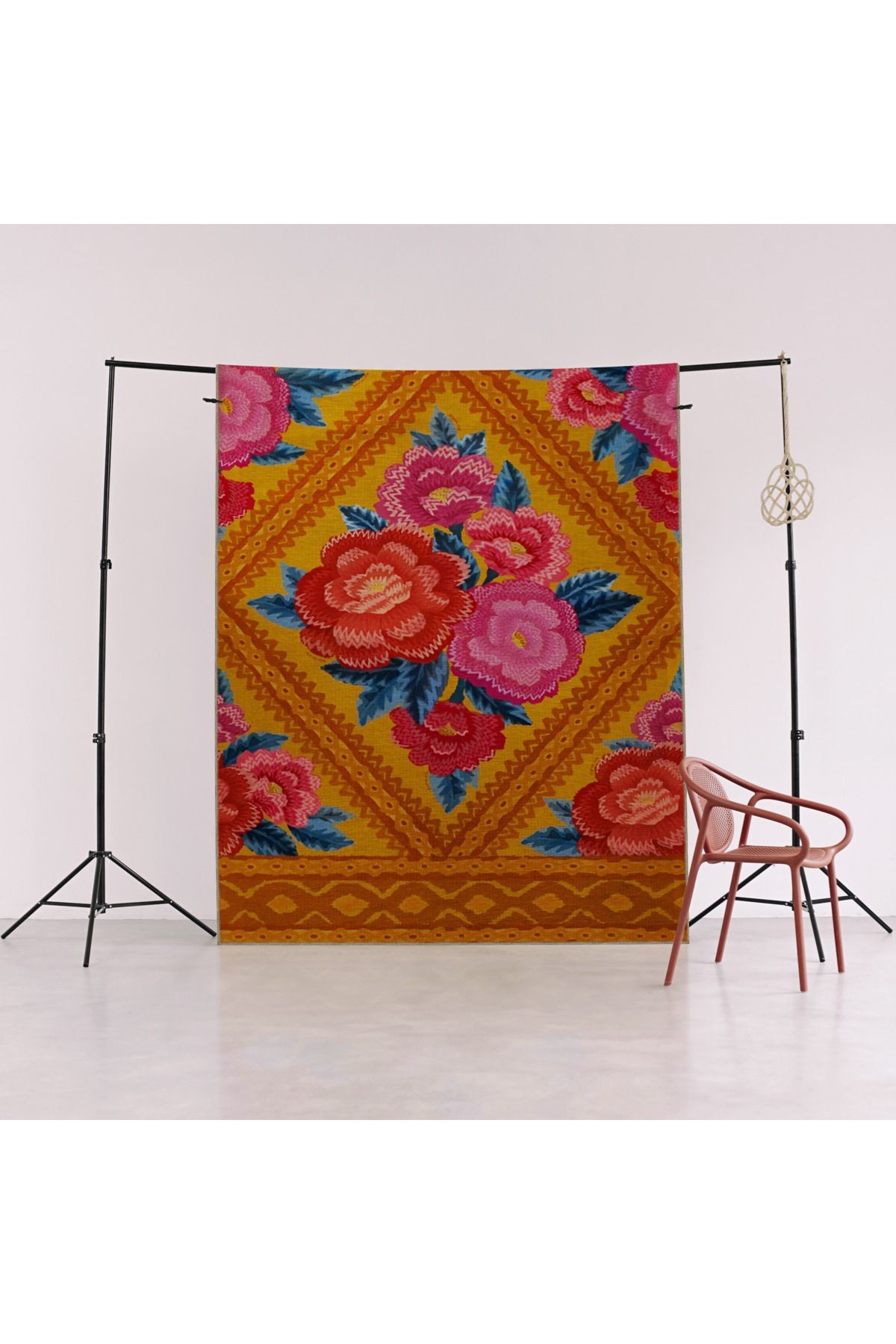 Turuncu Temalı Kırmızı Pembe Gül Desenli Modern Dekoratif Halı 2329