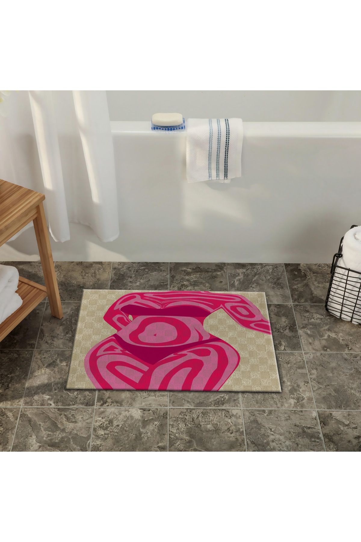 Pembe Temalı Kadın Manken Desenli Modern Dekoratif Banyo Paspası 90×60