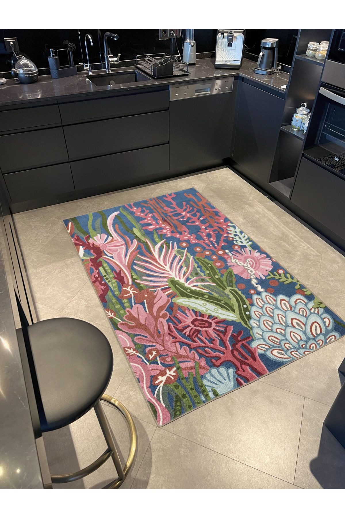 Çok Renkli Karma Bitki ve Çiçek Desenli Modern Dekoratif Halı 3338