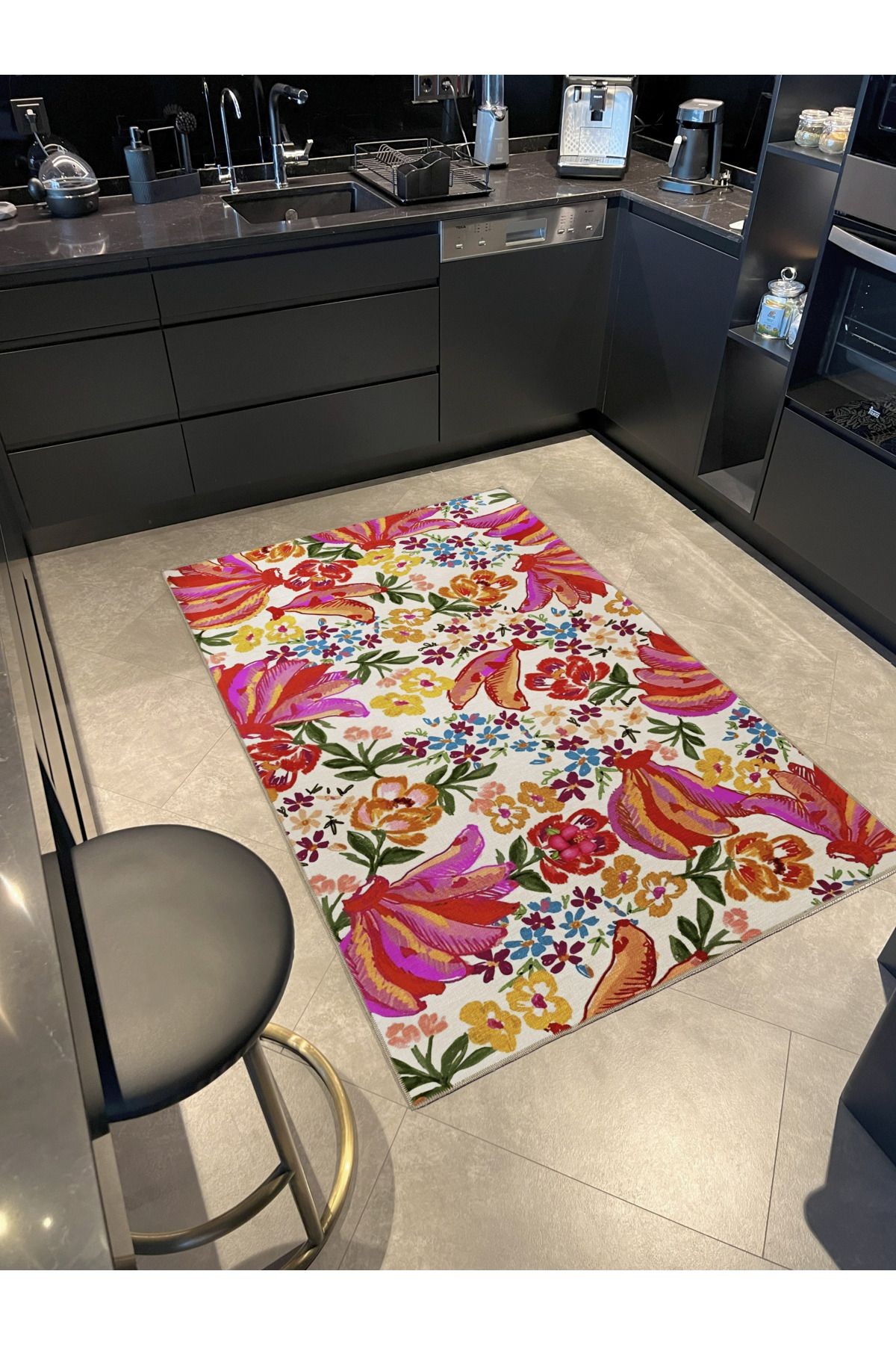 Çok Renkli Gül Çiçek ve Yaprak Desenli Kreatif Modern Dekoratif Halı 2321