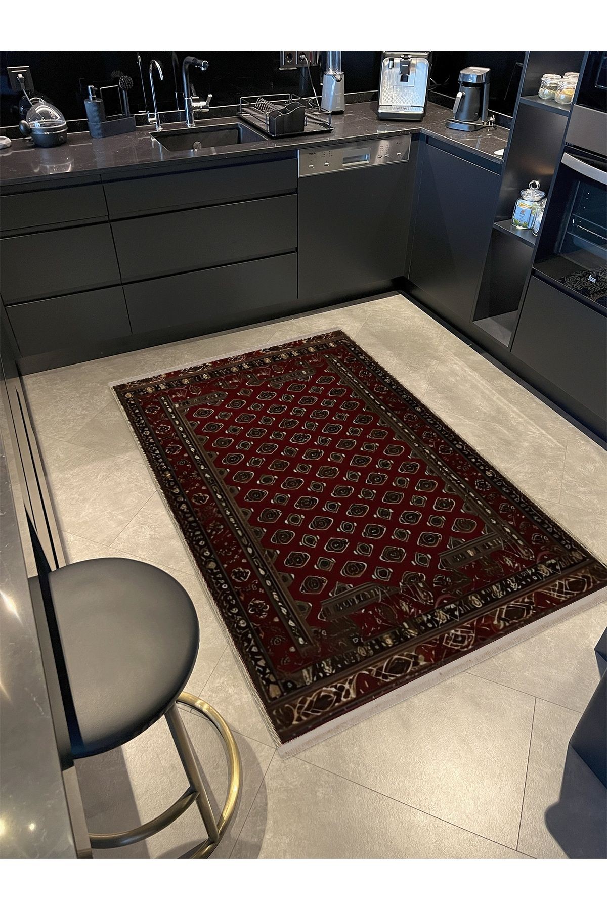 Mira Vintage Bordo Siyah Çiçek  Desenli Dokuma Taban Yıkanabilir Halı miravintage02