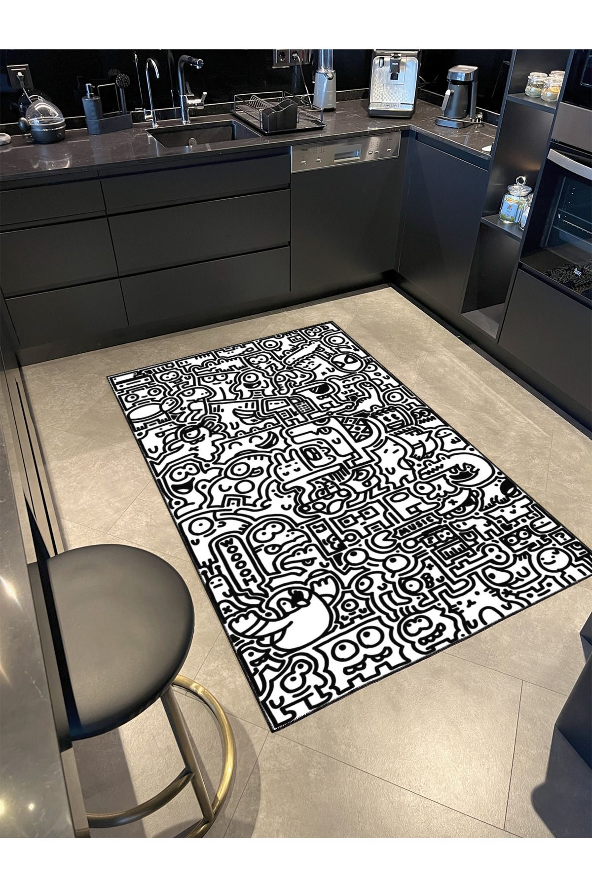 Siyah Beyaz Çizgli Karakter Temalı Dokuma Taban ve Yıkanabilir Halı miravip9410