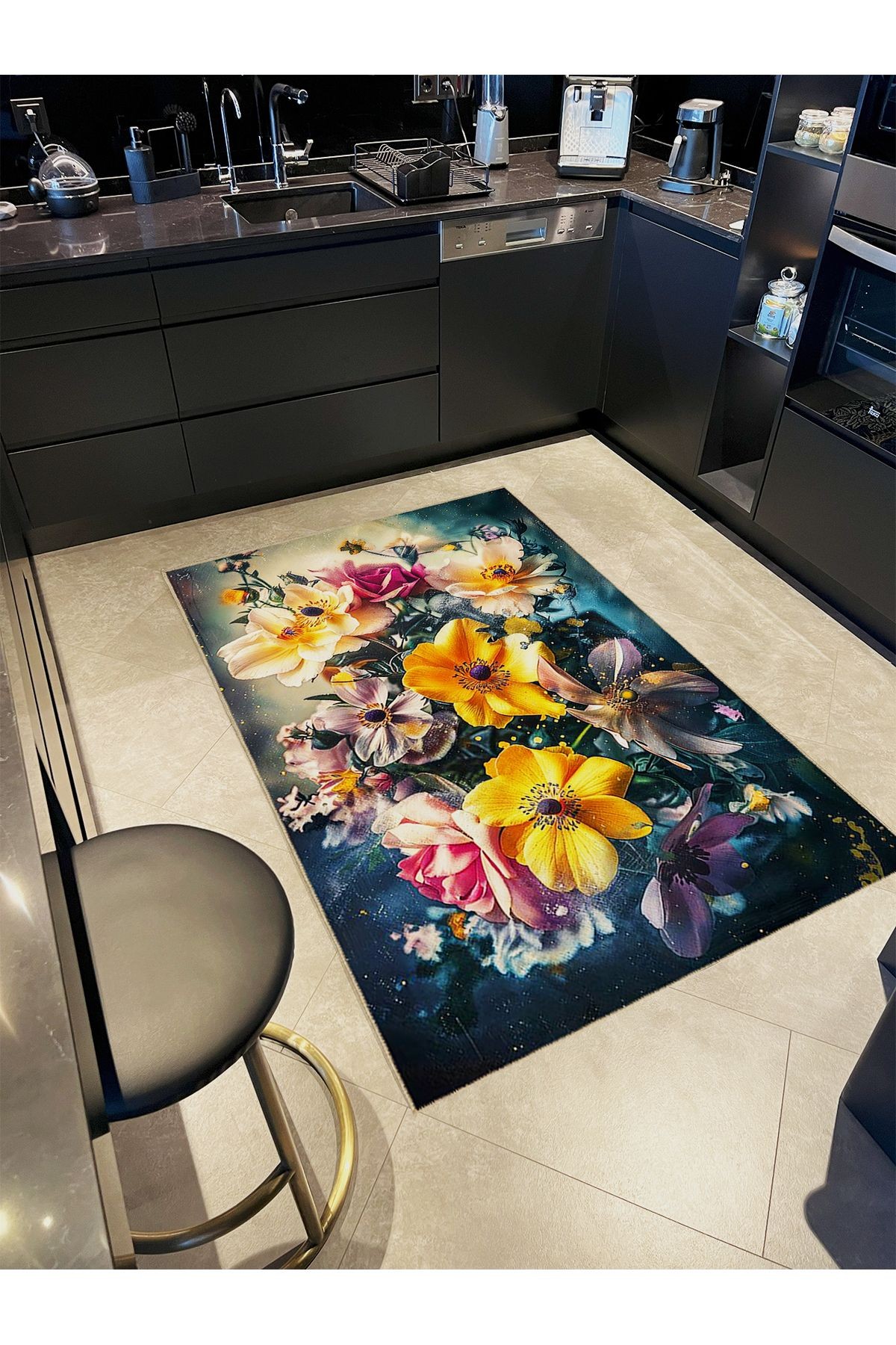 Semih Koleksiyonu Sürrealistik Temalı Floral Çiçekler Desenli Dokuma Taban Modern Dekoratif Halı 01