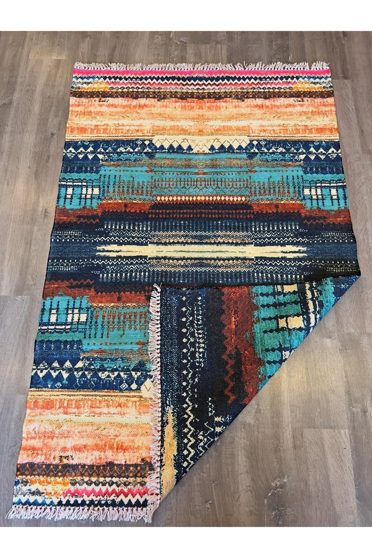 Cotton 550 Turkuaz Turuncu Desenli Çift Taraflı Çok Renkli Kilim