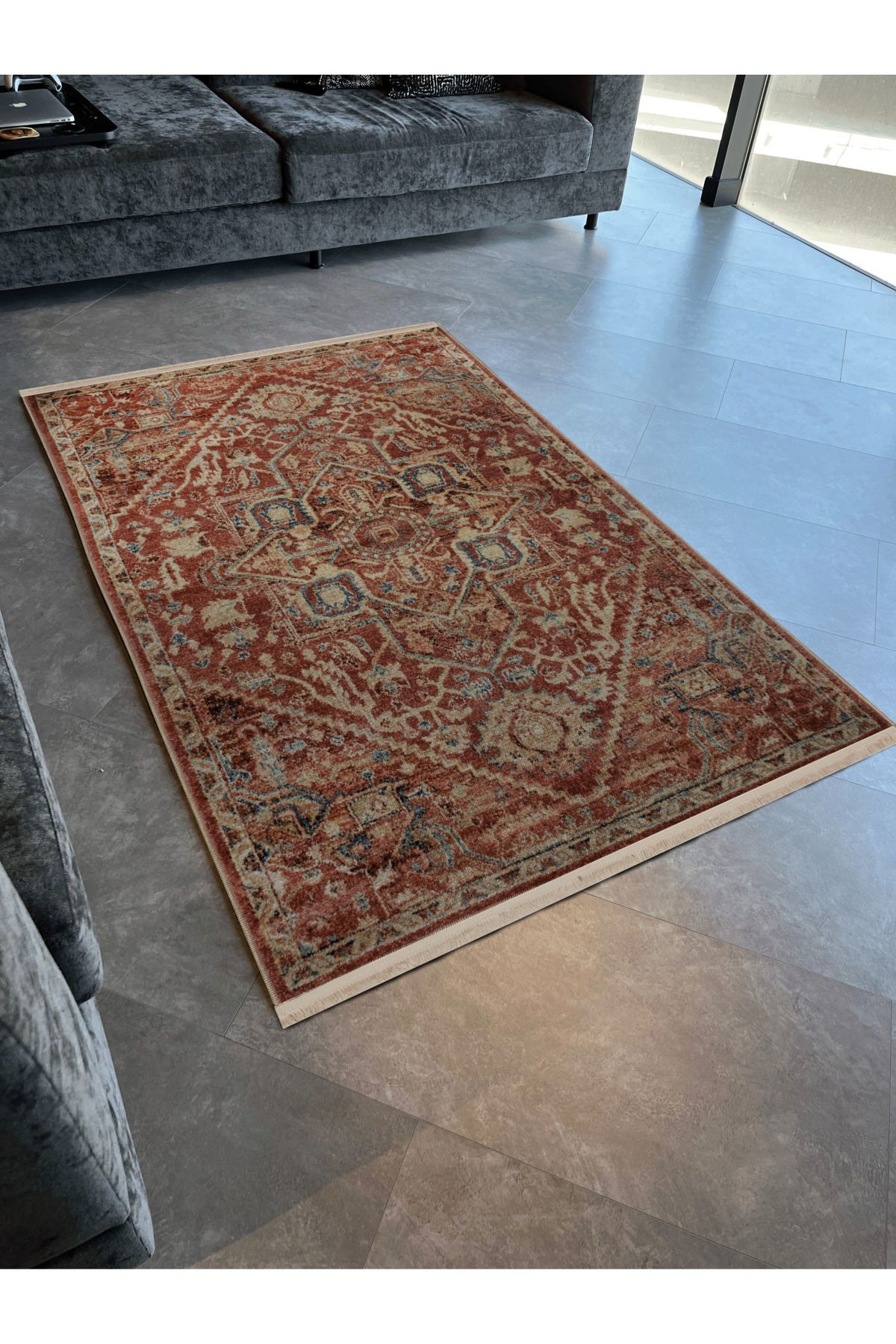 Koyu Turuncu Temalı Çok Renkli Geleneksel Motif Desenli Vintage Dekoratif Halı 3026