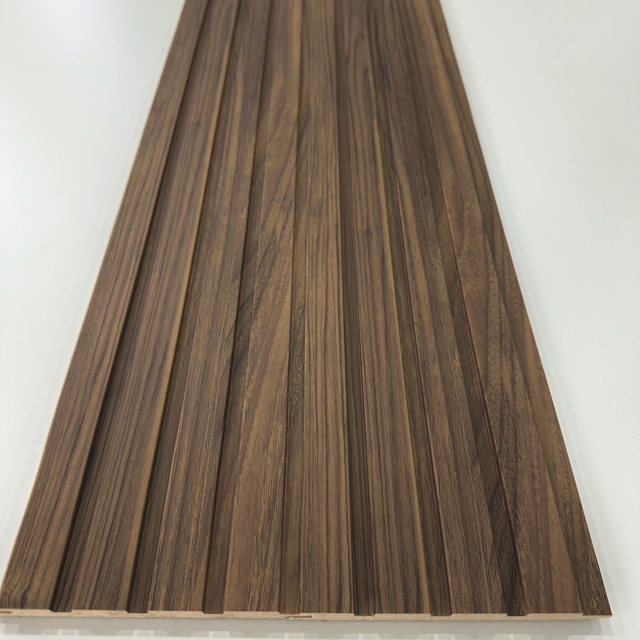 HARELİ CEVİZ 15 CM MDF DUVAR PANELİ