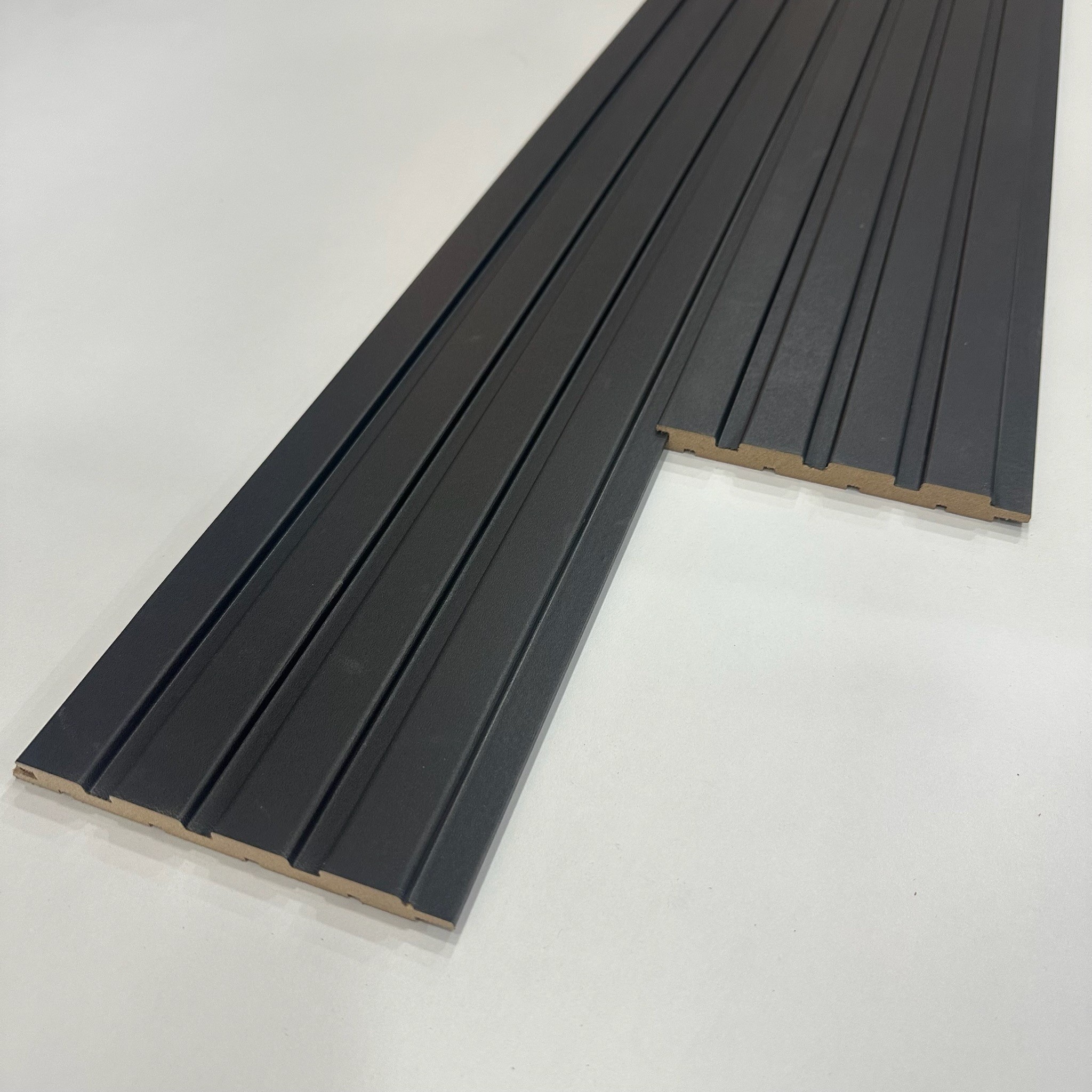ANTRASİT BUTE 15 CM MDF DUVAR PANELİ