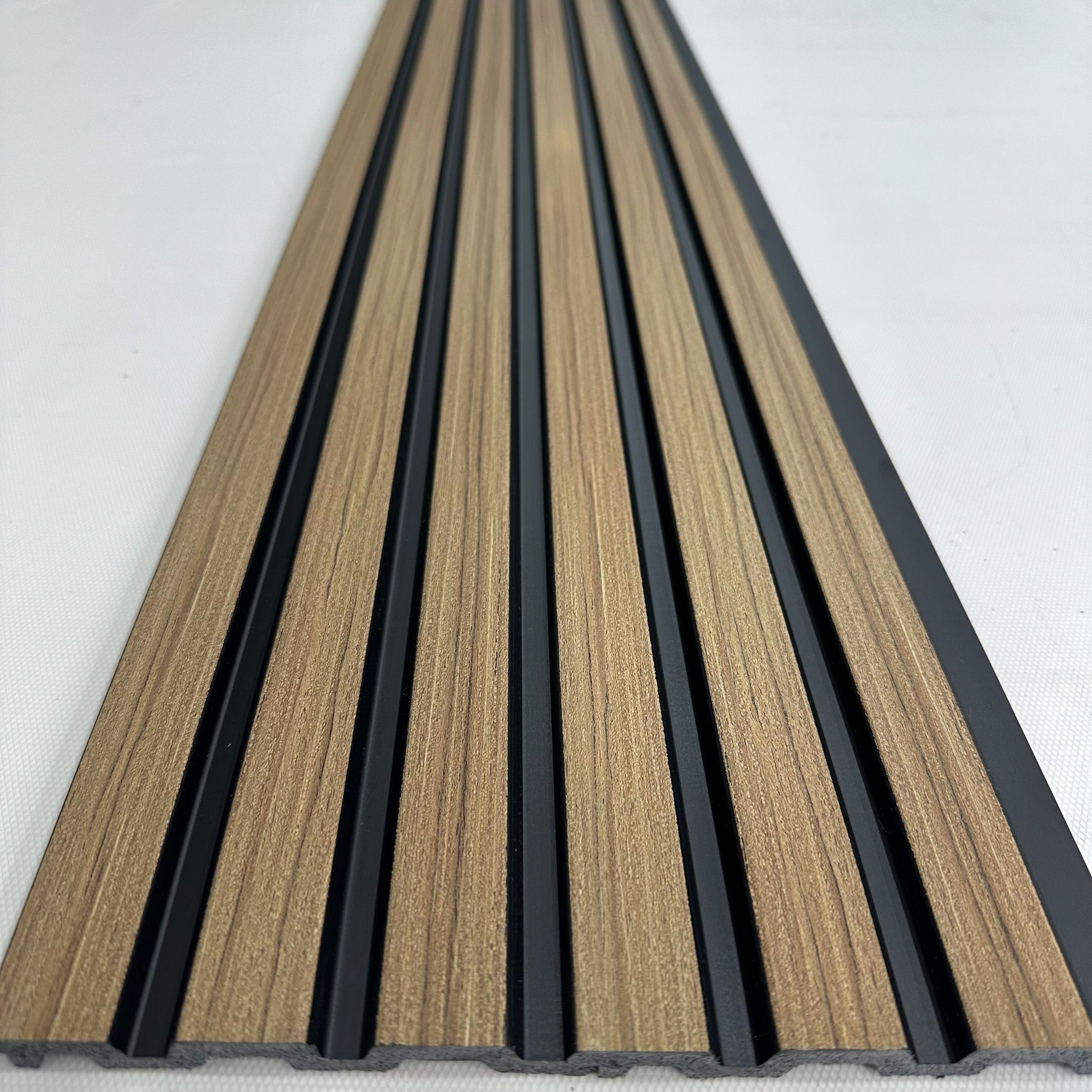 BLACK-TEAK POLİMER DUVAR LAMBRİ KAPLAMA PANELİ