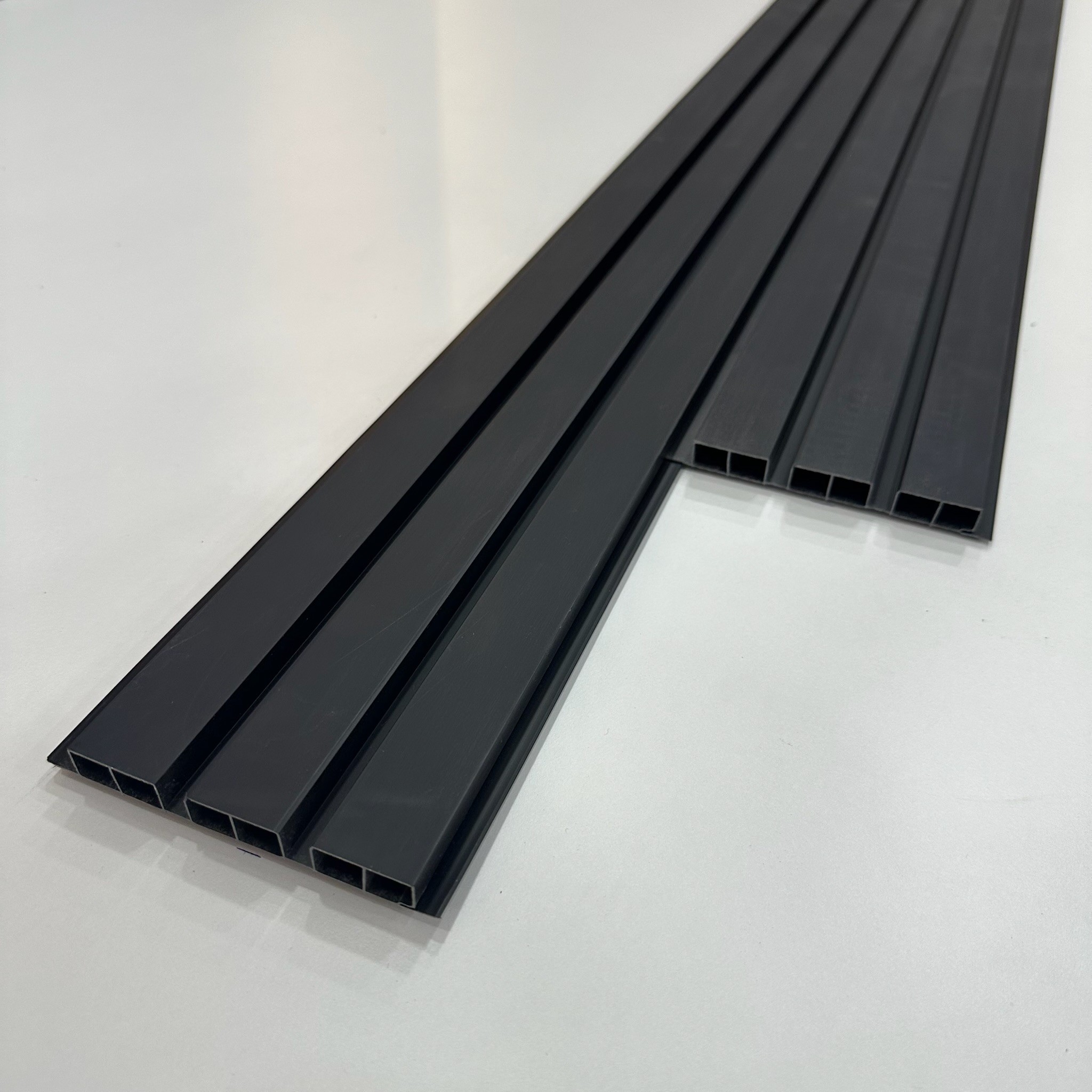 12X280 CM PVC ÇAM DUVAR VE TAVAN LAMBRİ  - 12X280 CM ANTRASİT PVC DUVAR VE TAVAN LAMBRİ PANEL