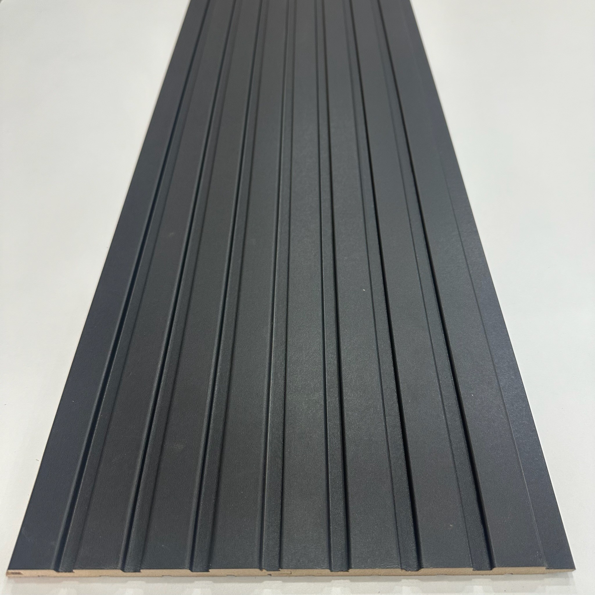 ANTRASİT BUTE 15 CM MDF DUVAR PANELİ