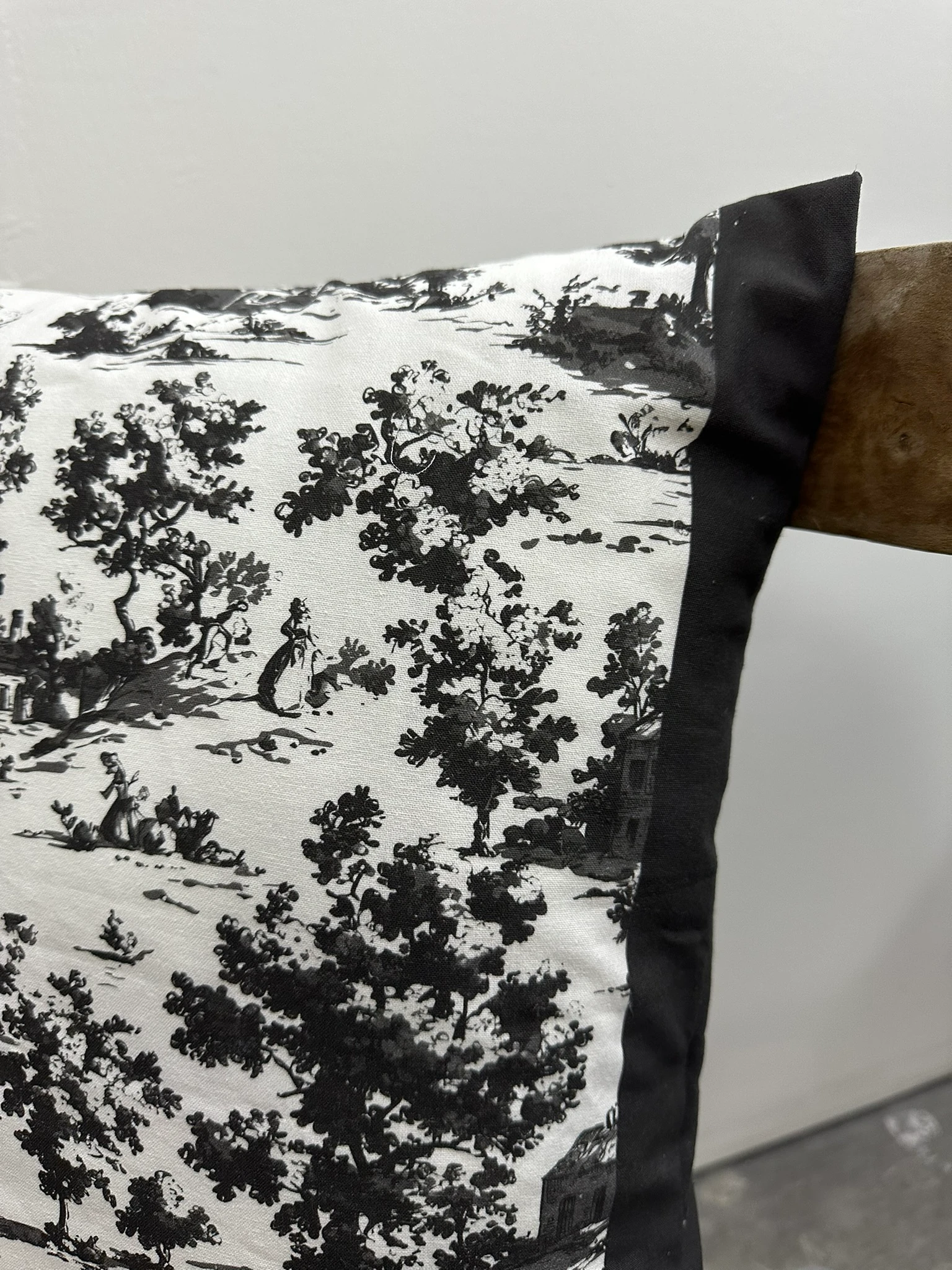 Toile De Jouy Monet Kırlent Kılıfı 43x43 cm | %100 Pamuk Dijital Baskılı | Country Tarzı Fransız