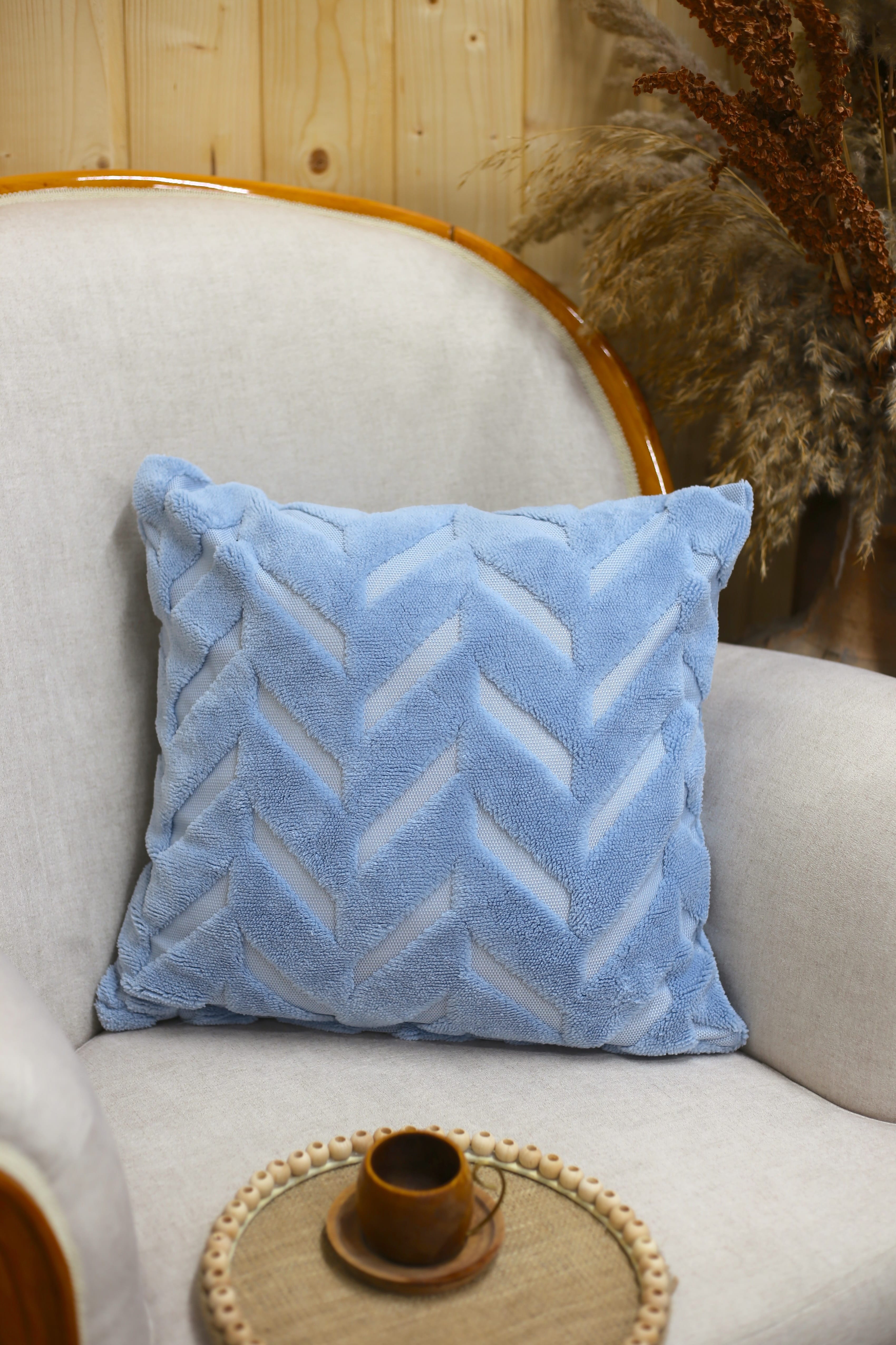 Chevron | Welsoft Jakarlı Dekoratif Kırlent Kılıfı 43x43 cm  - Mavi