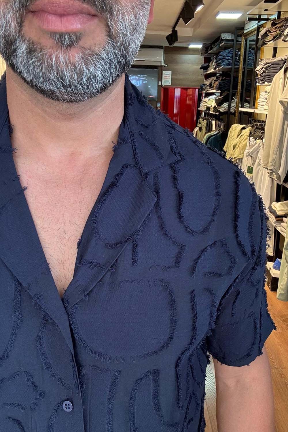 Erkek Lacivert Apaş Yaka Özel Desenli Over Size Gömlek GML2514-L