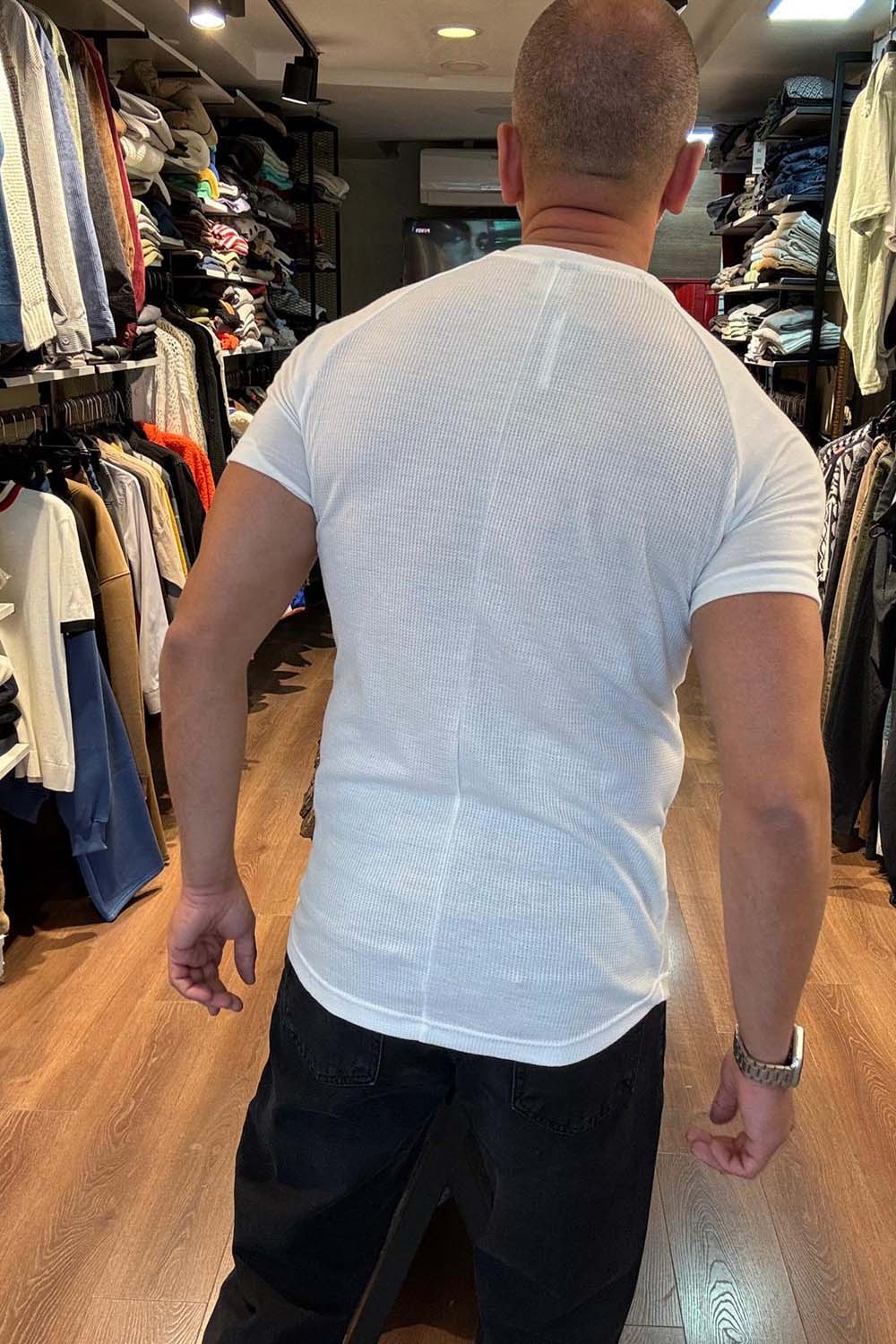 Erkek  Ekru  Reglan Kol Oval Kesim Wafle Kumaş T-Shirt  TST471-E
