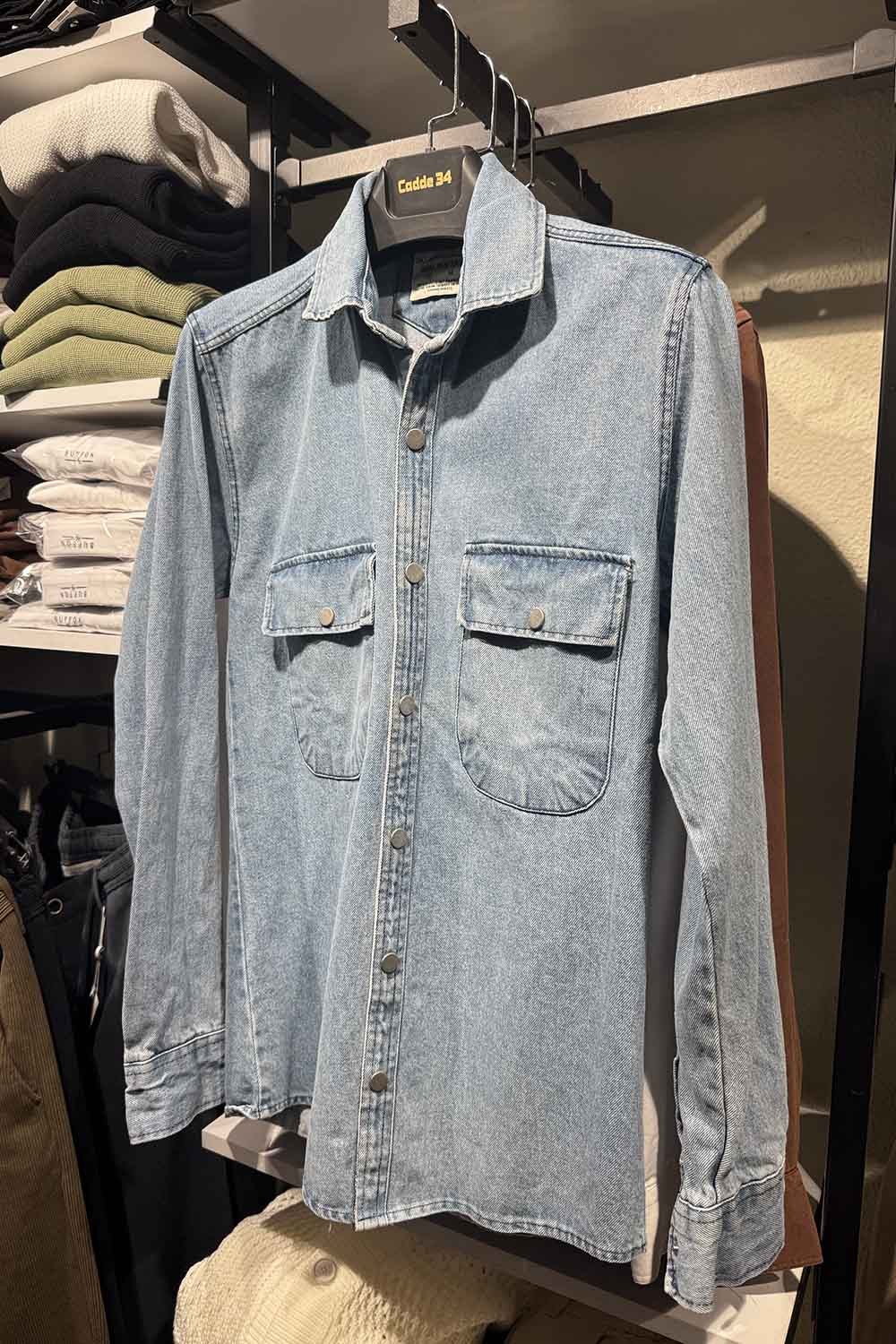 Buz Mavi Slim Fit Cep Detaylı Kot Gömlek  PLS-GML-BZM