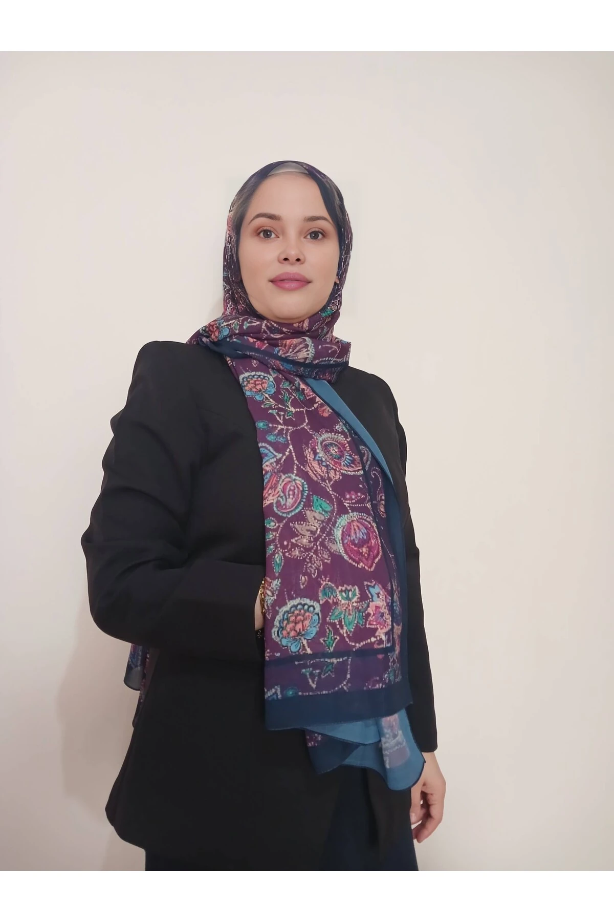 Etnik Cicek Desenli Şal