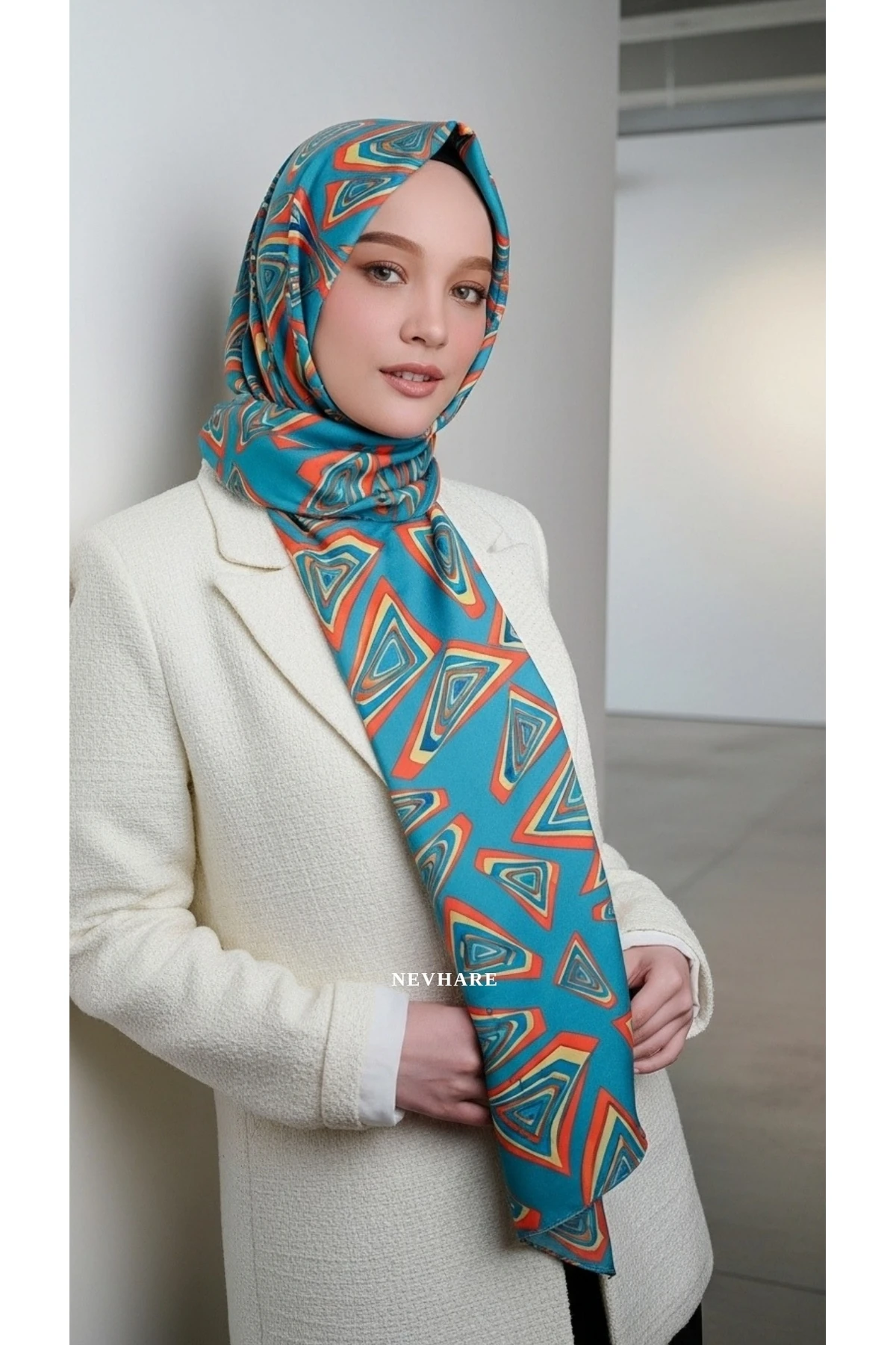 Geometrik Desenli Yeşil Şal