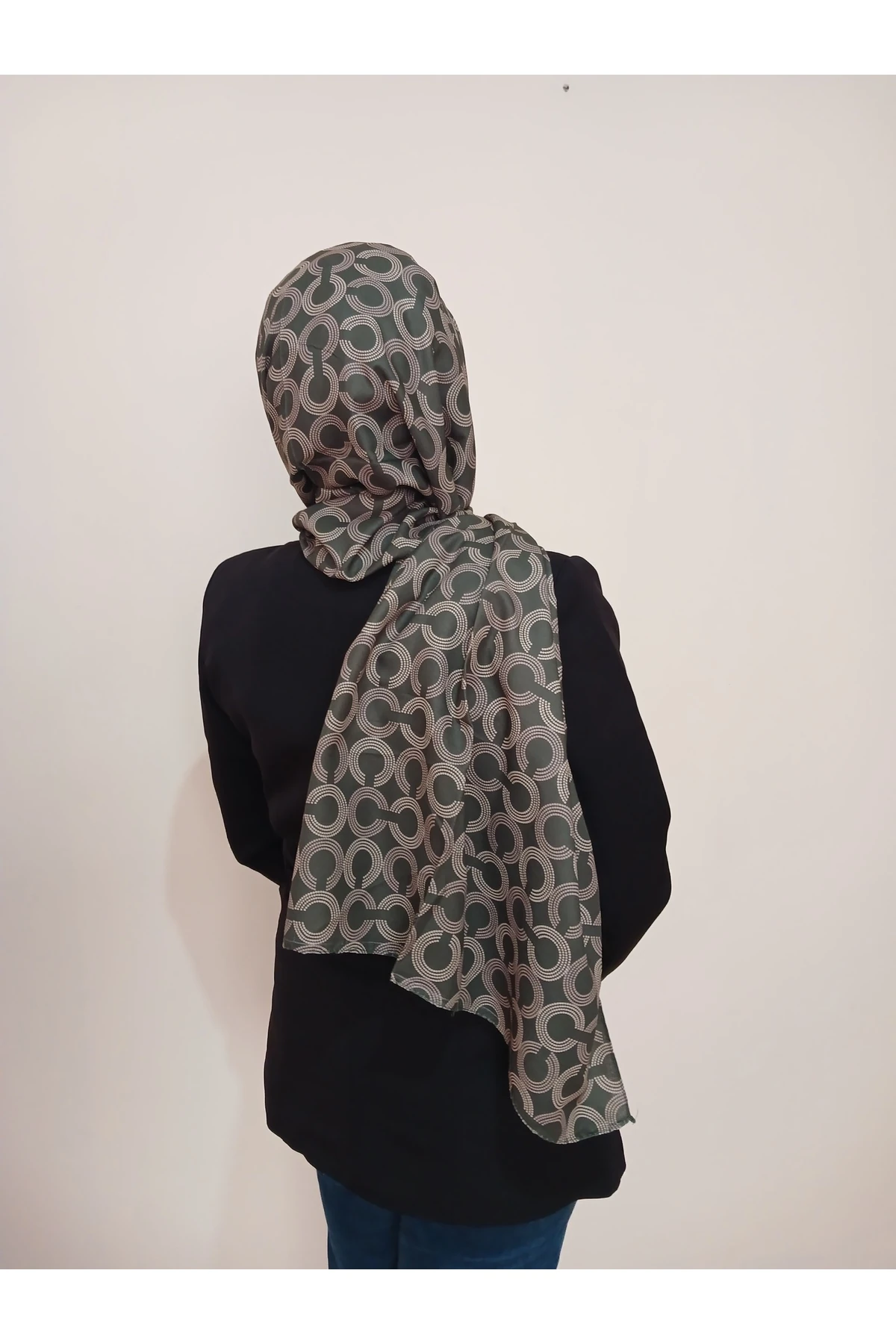 Yuvarlak Desenli Haki Şal
