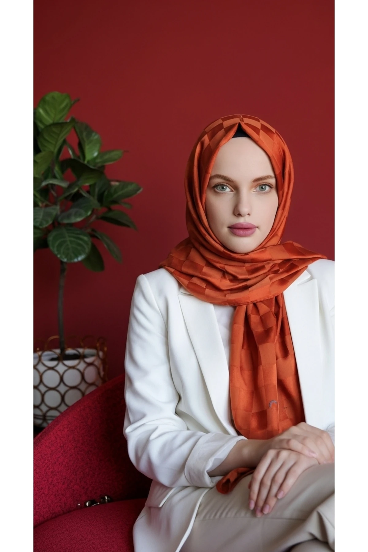 Kiremit Damalı ve Jakarlı Şal