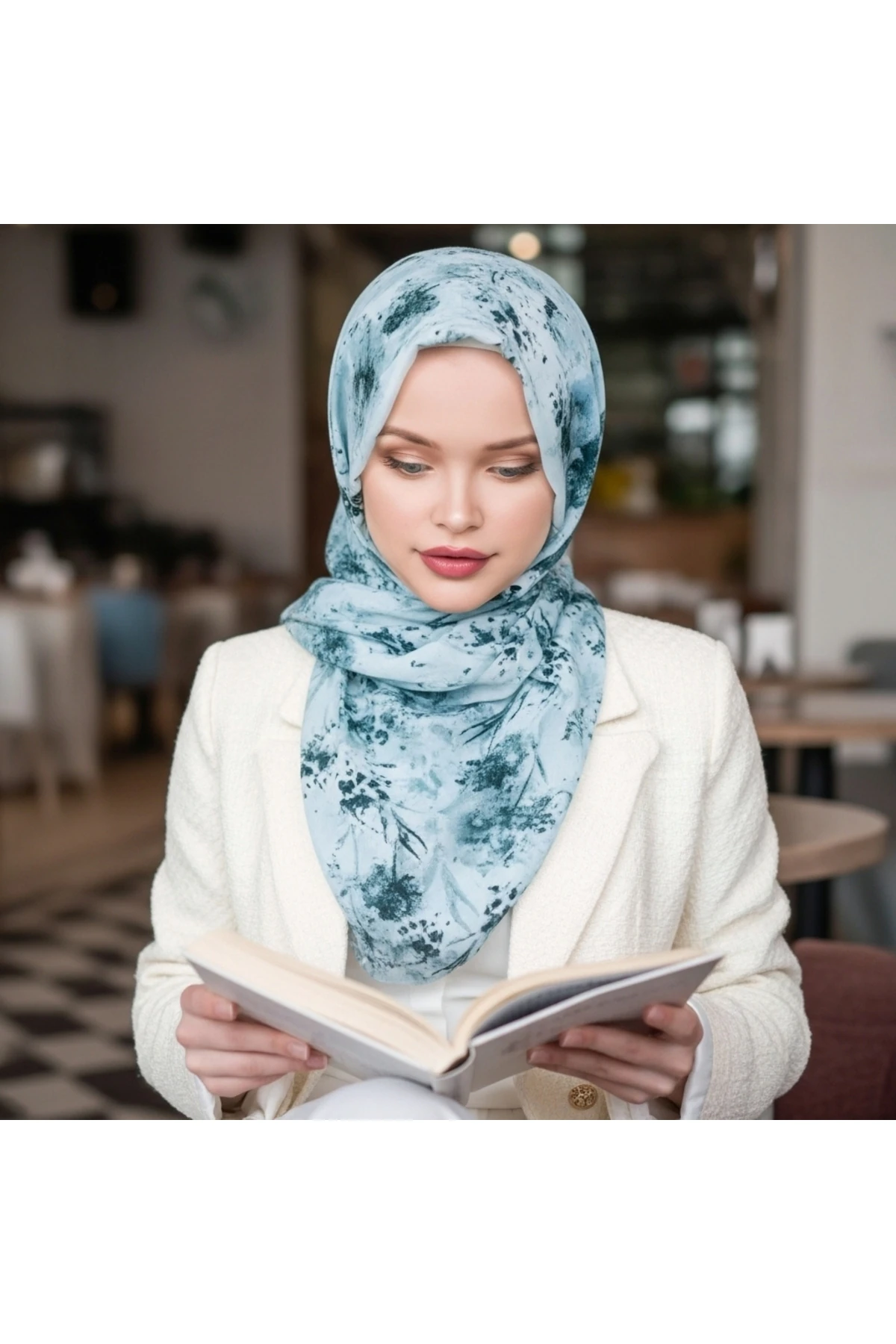 Açık Yeşil Çiçek  Desenli Şal