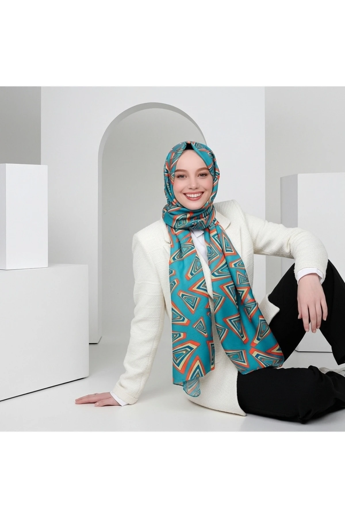 Geometrik Desenli Yeşil Şal