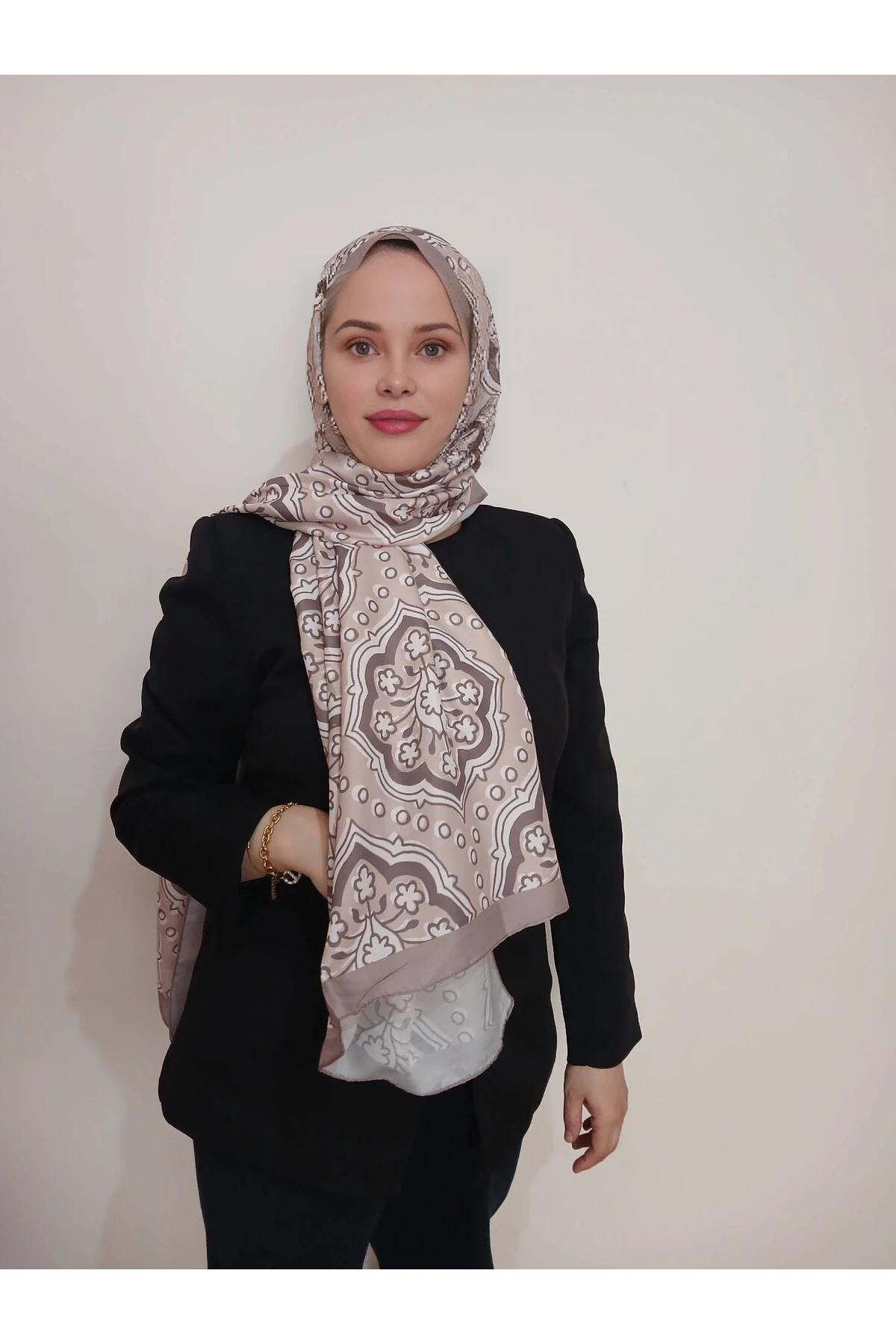 Soft Renkli Hemini Serisi Şal