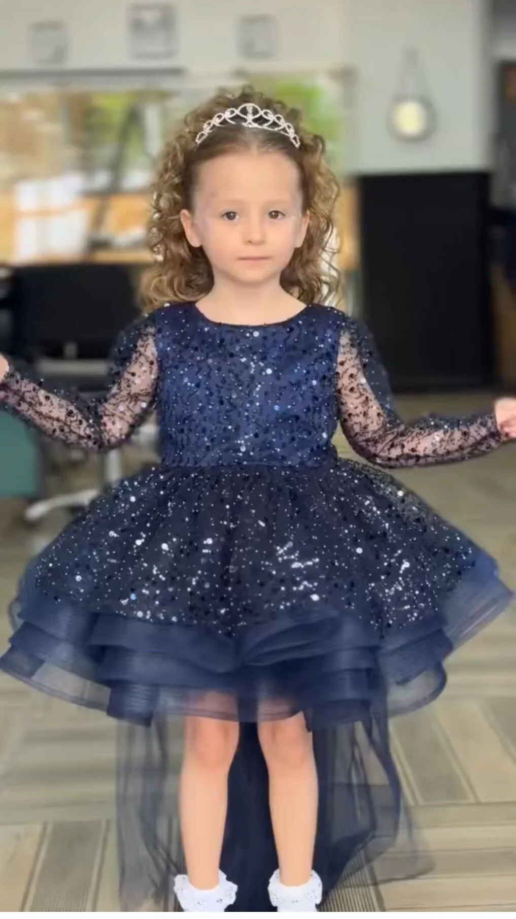 Lacivert Tül Kol Detaylı İncili,kuyruklu Çocuk Abiye