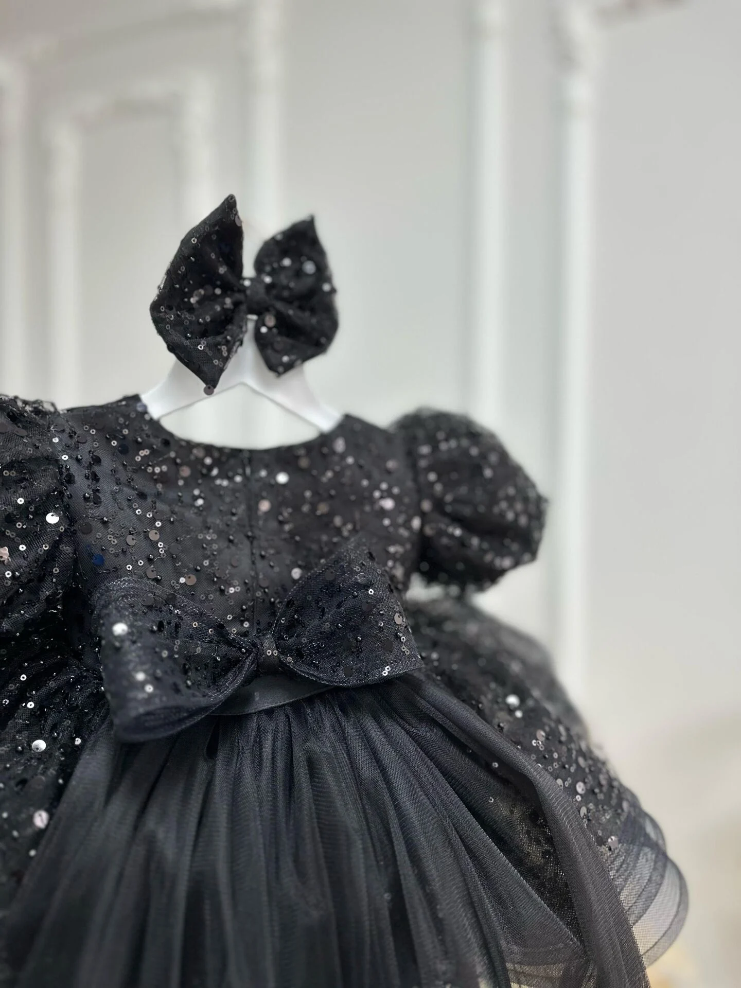 Siyah Masal Kuyruklu Abiye Elbise