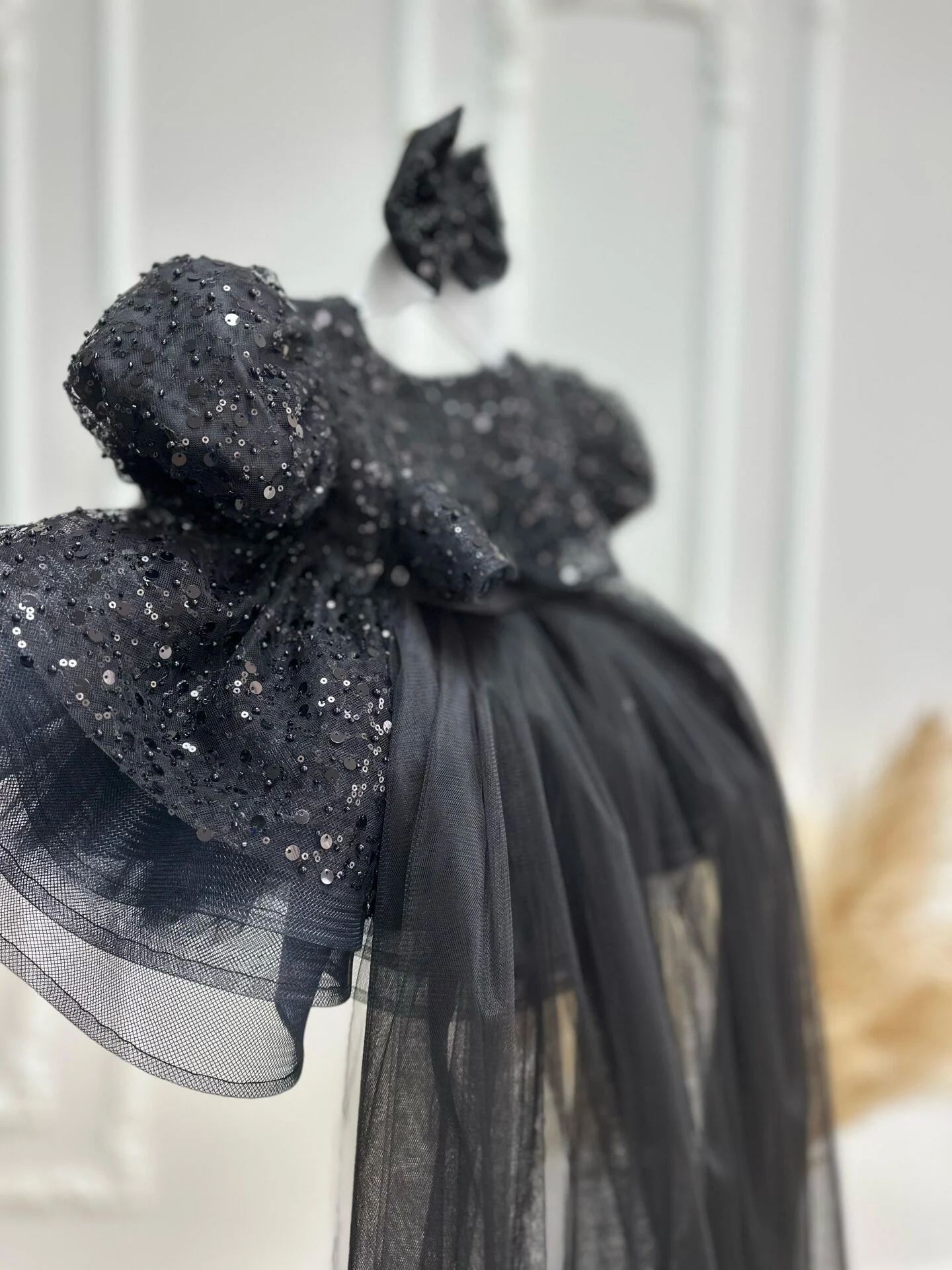 Siyah Masal Kuyruklu Abiye Elbise