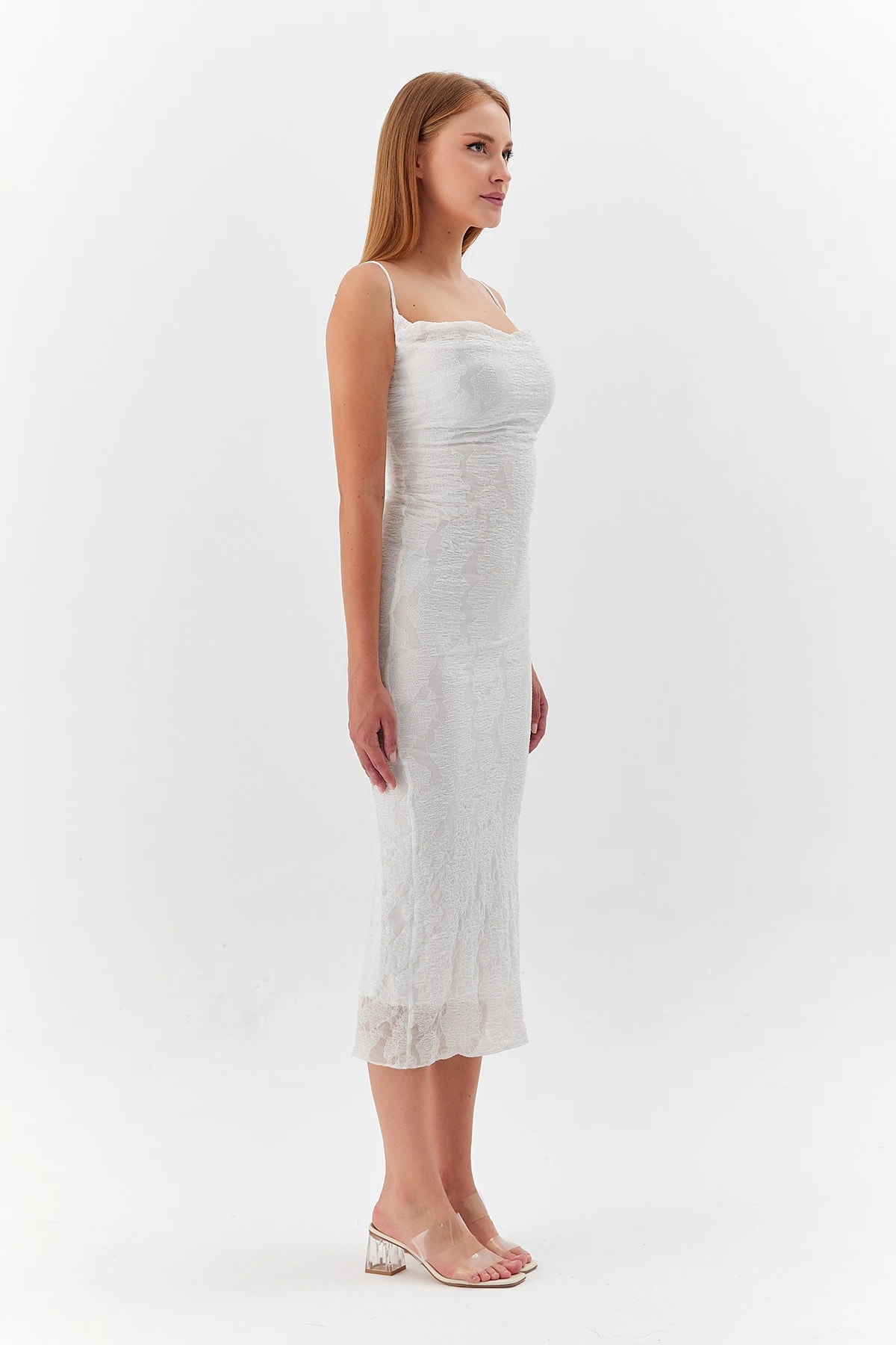 Degaje Yaka Askılı Dantel Elbise - Ekru