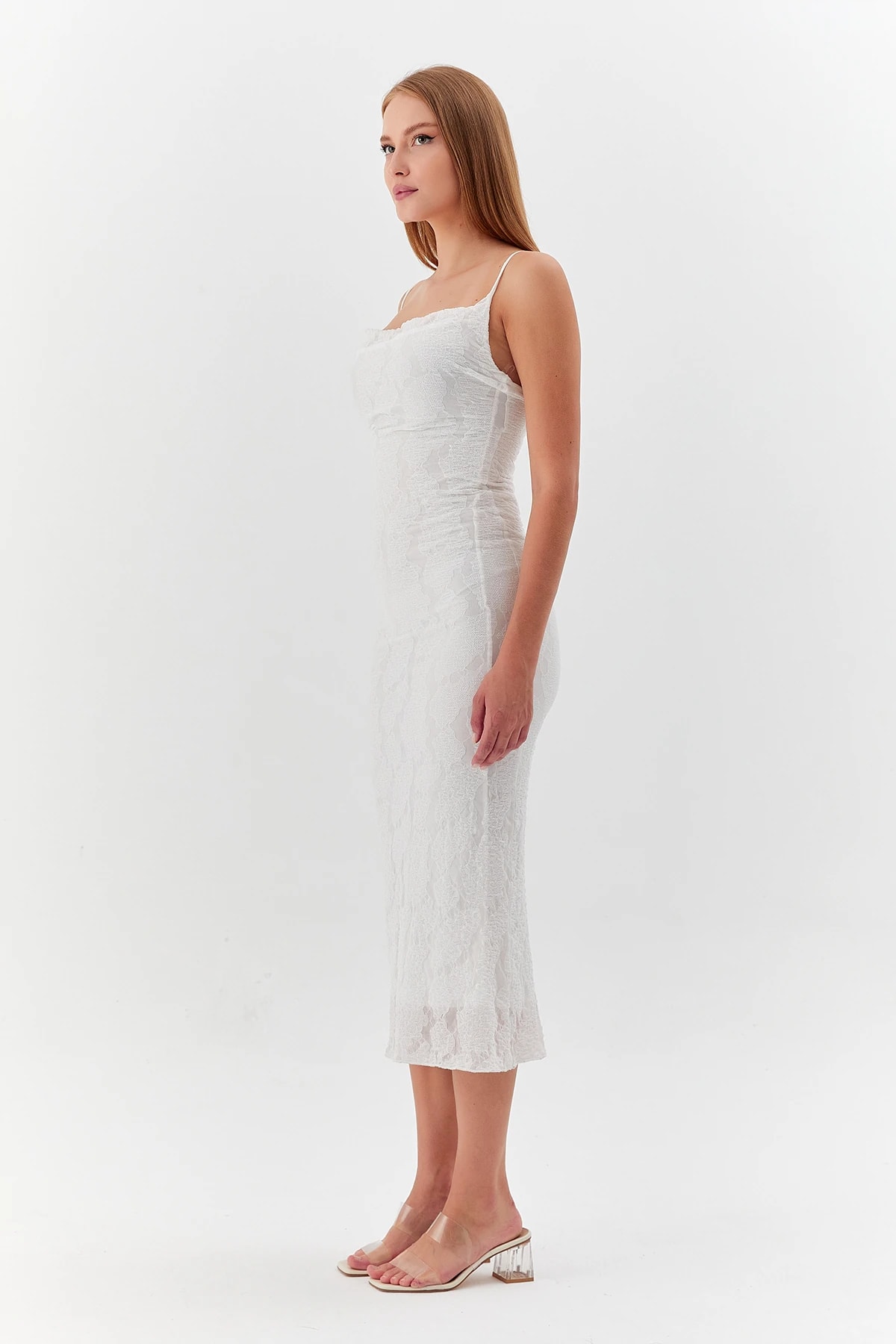 Degaje Yaka Askılı Dantel Elbise - Ekru