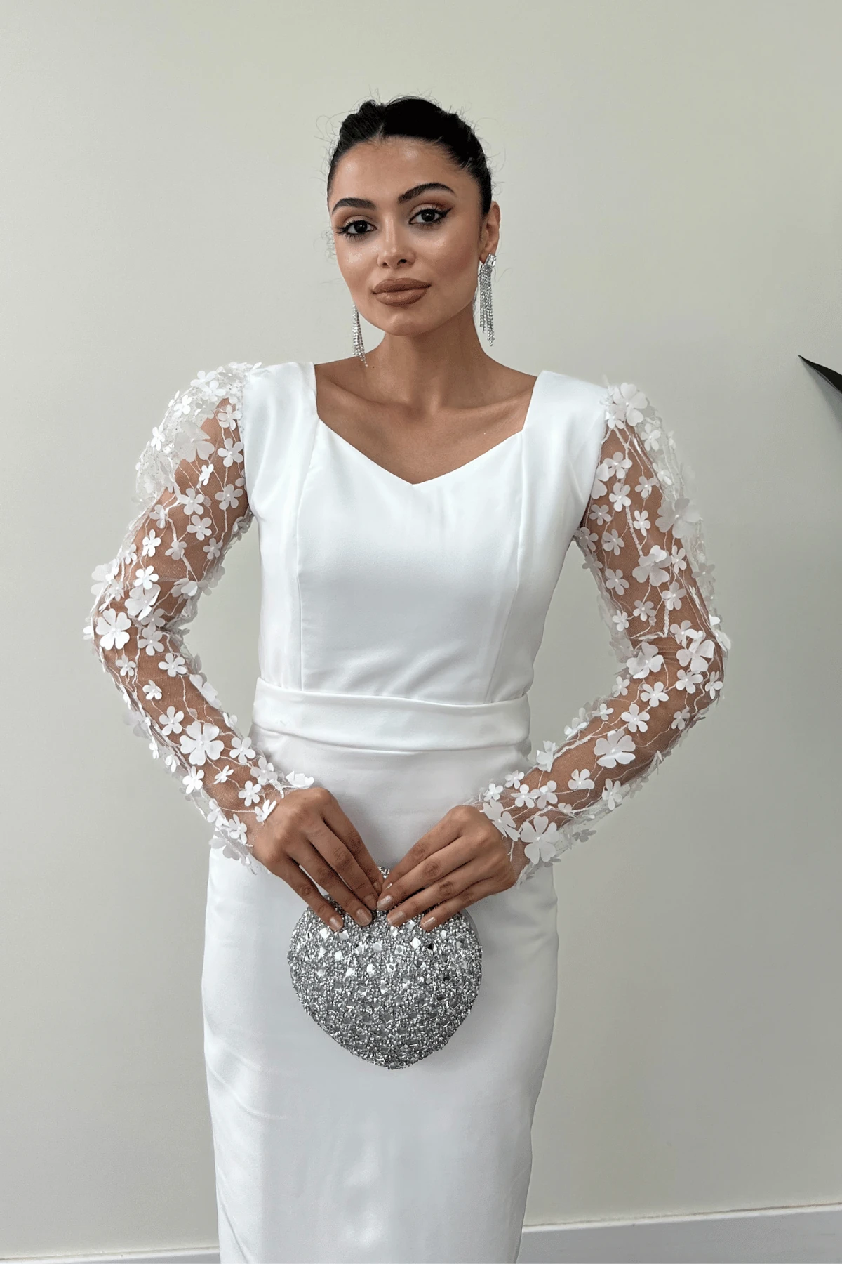 Double Kumaş Kolları 3 Boyutlu Çiçekli Kalem Elbise - Beyaz