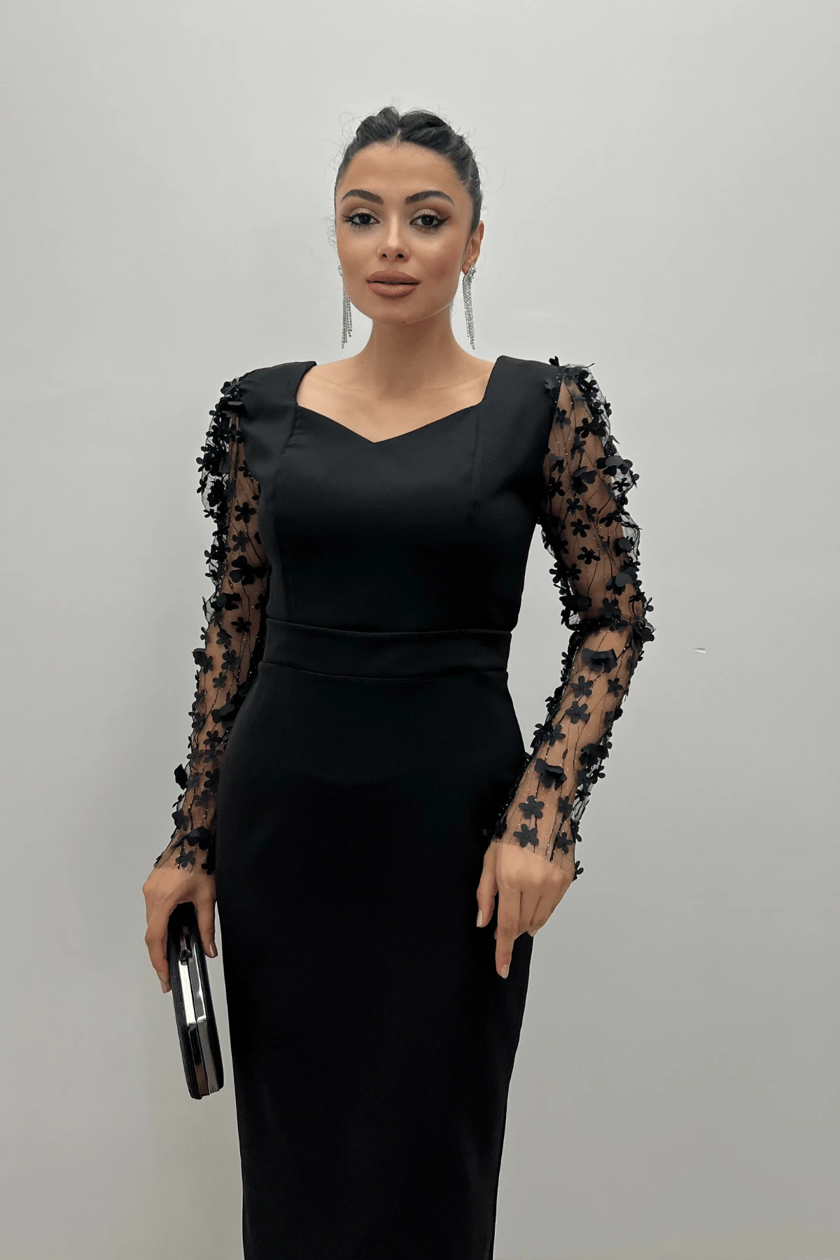 Double Kumaş Kolları 3 Boyutlu Çiçekli Kalem Elbise - Siyah