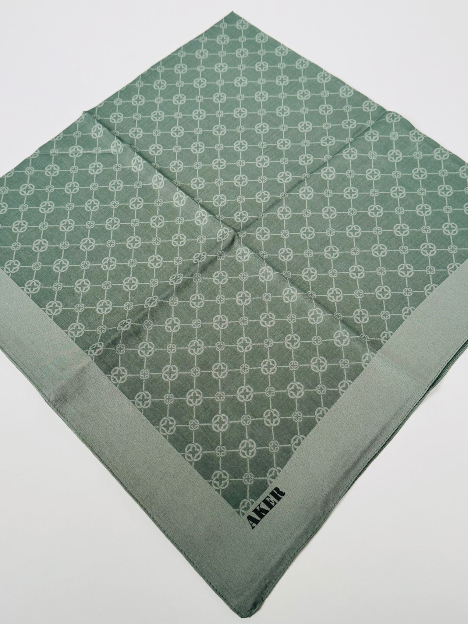 AKER Elegance Monogram Eşarp 951