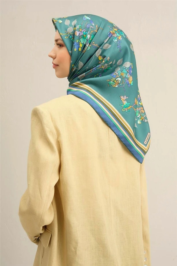 ARMİNE Sura İpek Eşarp 2025 Nostaji Yaz 9316D 32 