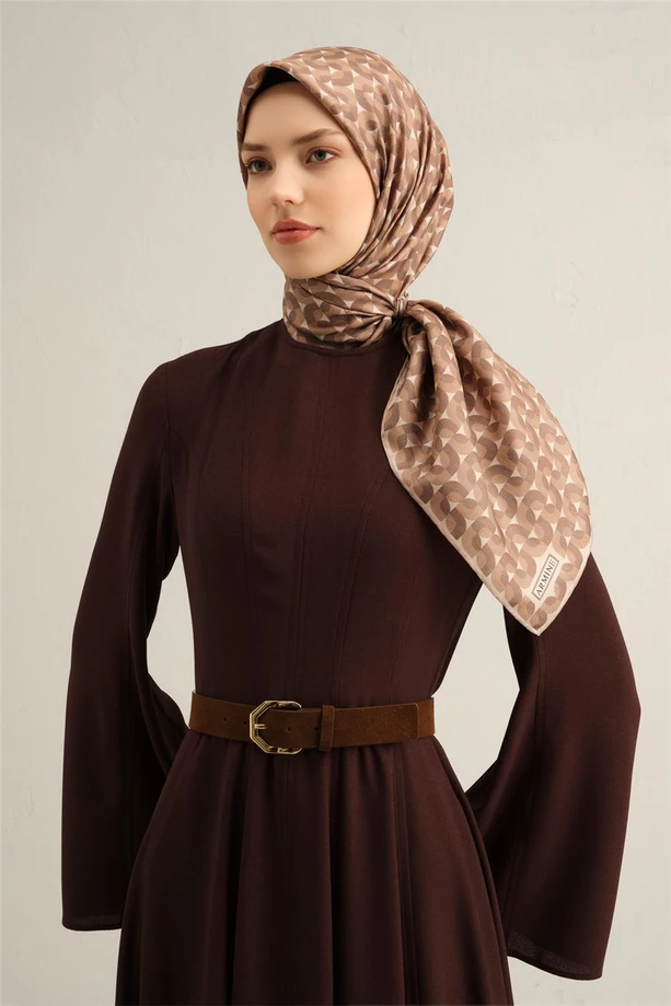 ARMİNE Sura İpek Eşarp 2025 Nostaji Yaz 9321D 05