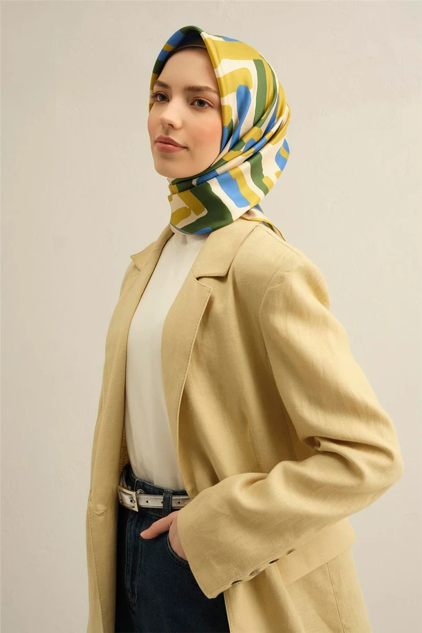 ARMİNE Sura İpek Eşarp 2025 Nostaji Yaz 9303D 01