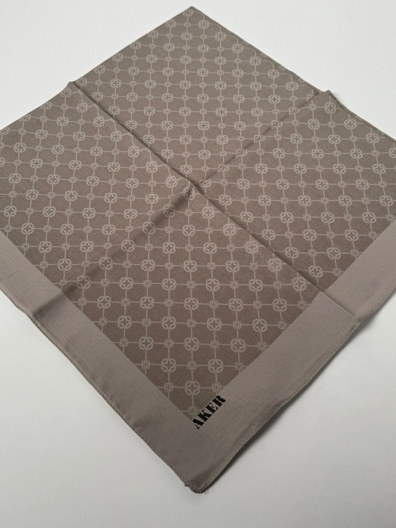 AKER Elegance Monogram Eşarp 982