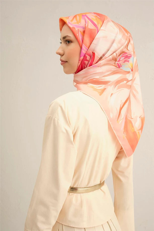 ARMİNE Sura İpek Eşarp 2025 Nostaji Yaz 9337D 82