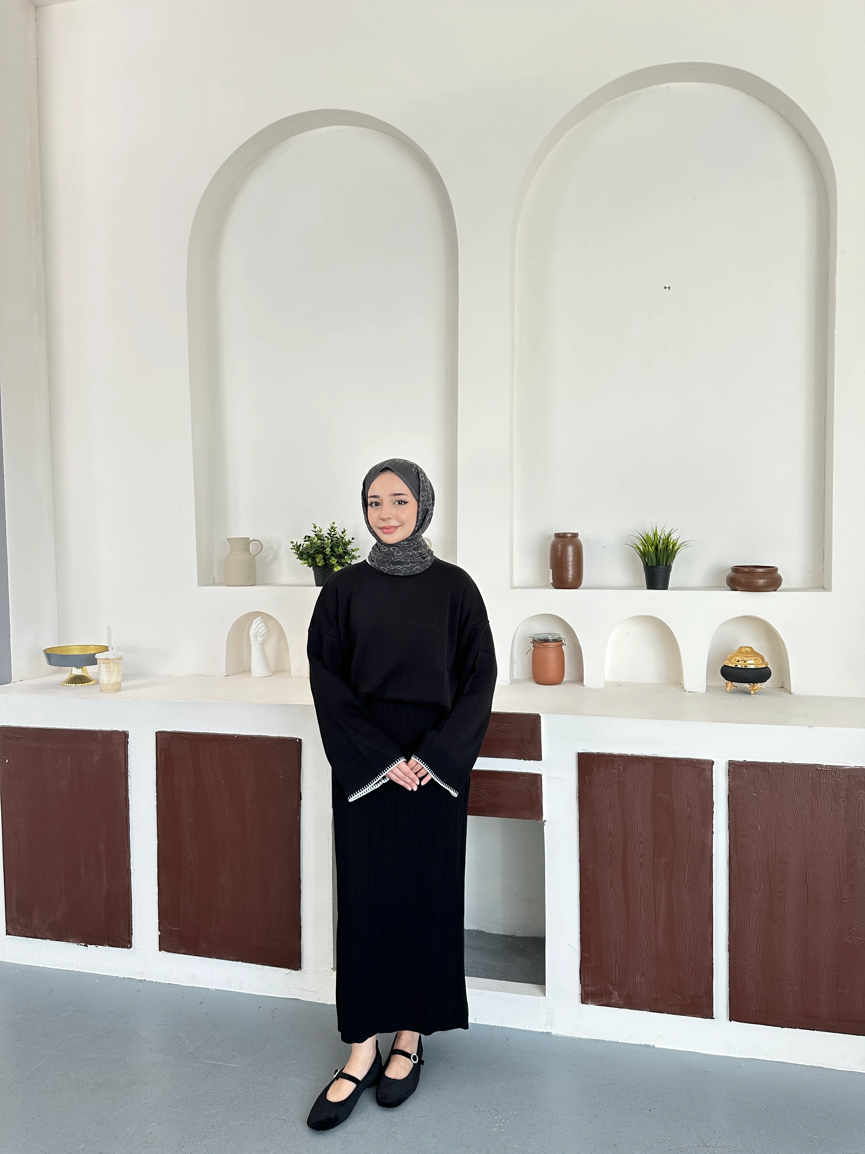 Etekli takım trikoo - Siyah