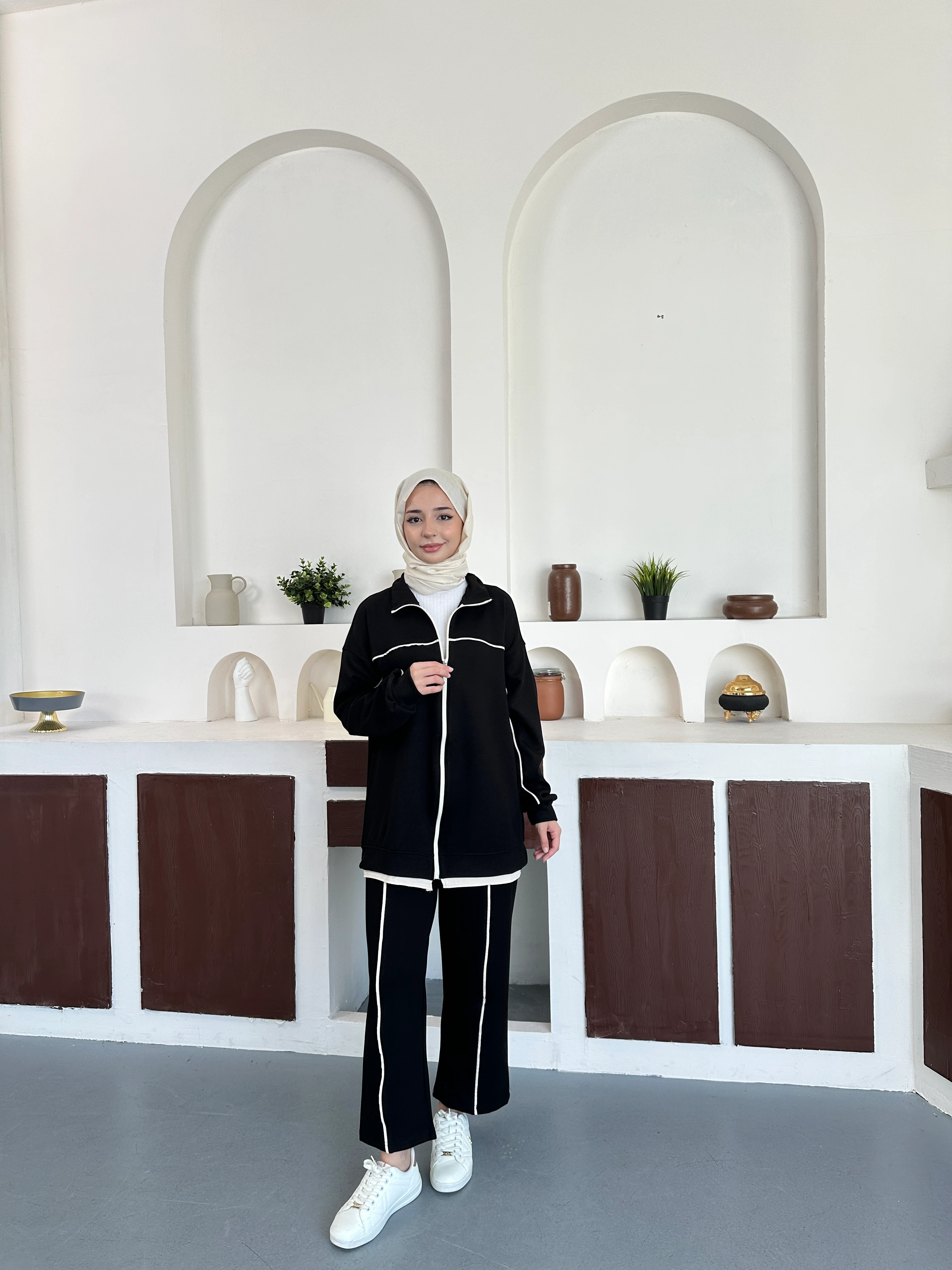 Lara Minimal Takım - Siyah