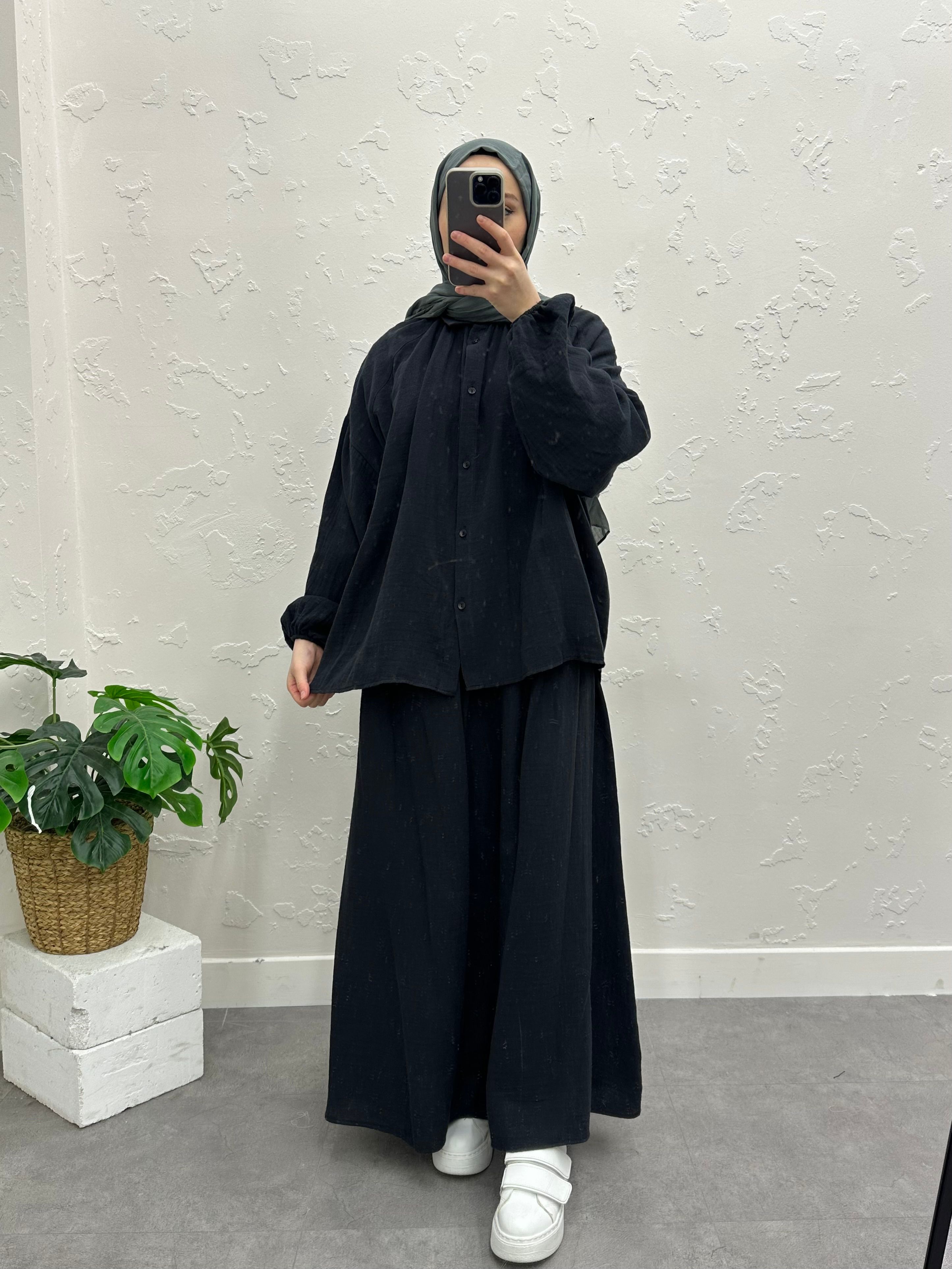 Siyah