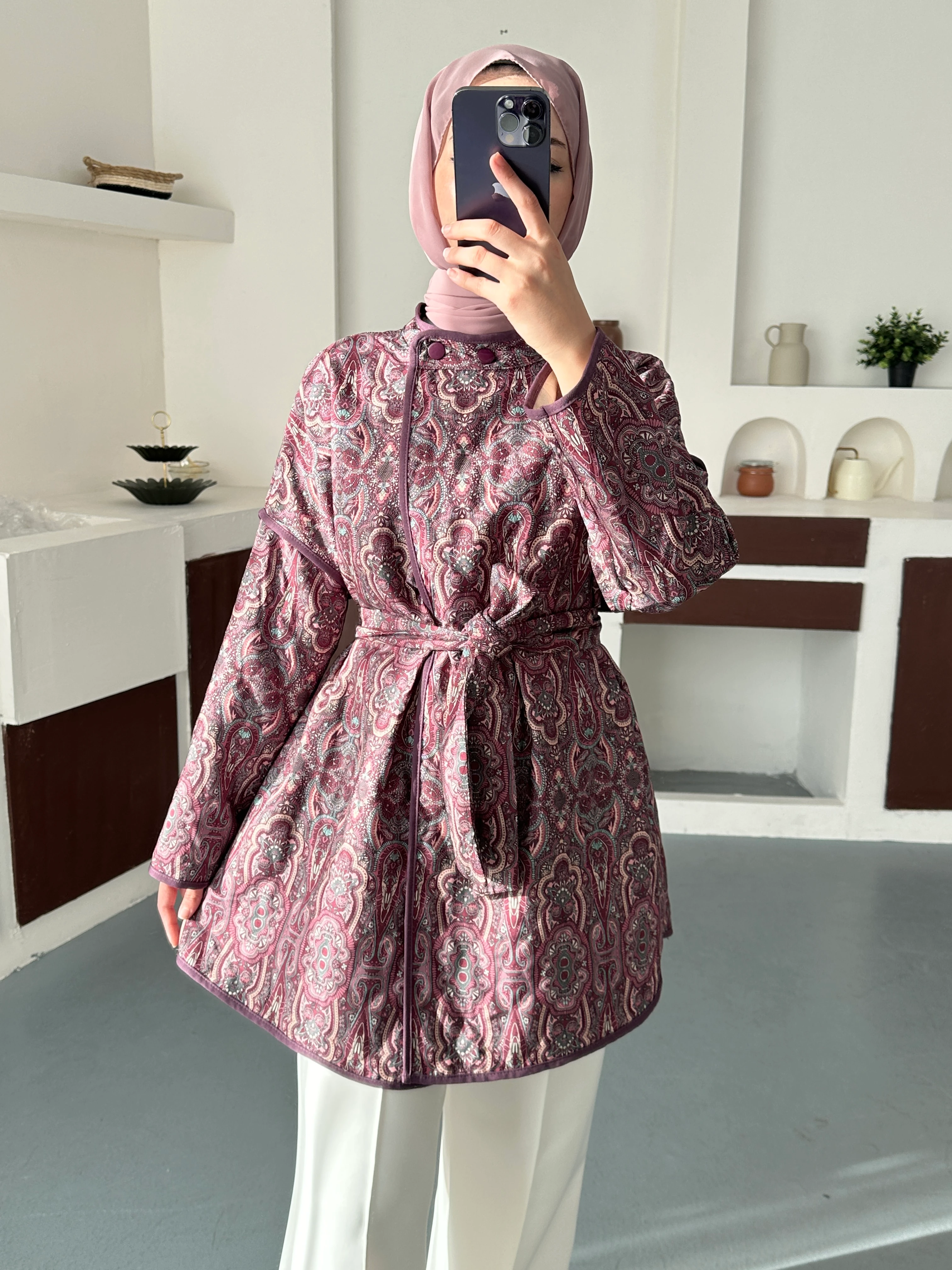 Zarif Kuşaklı Ceket 