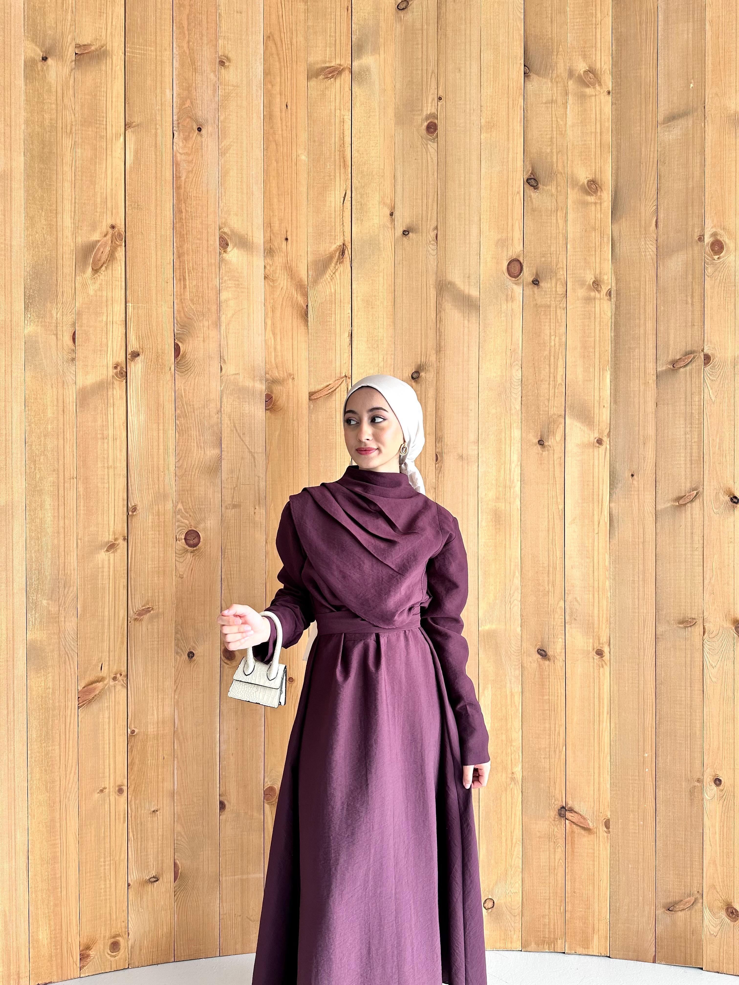 Minimal Şıklık Elbise